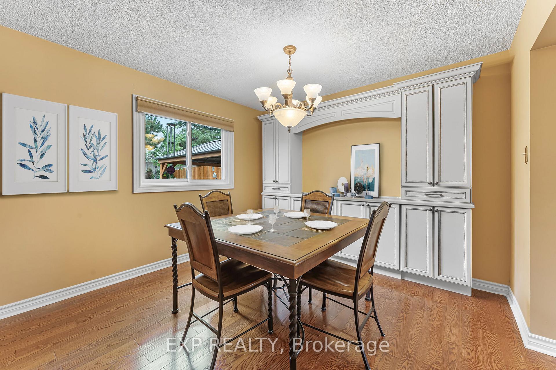 Photo 19 of 2930 Oslo Crescent, Mississauga, Meadowvale — HOMEH