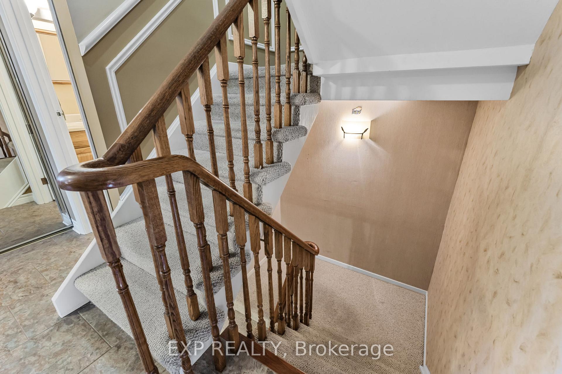 Photo 33 of 2930 Oslo Crescent, Mississauga, Meadowvale — HOMEH