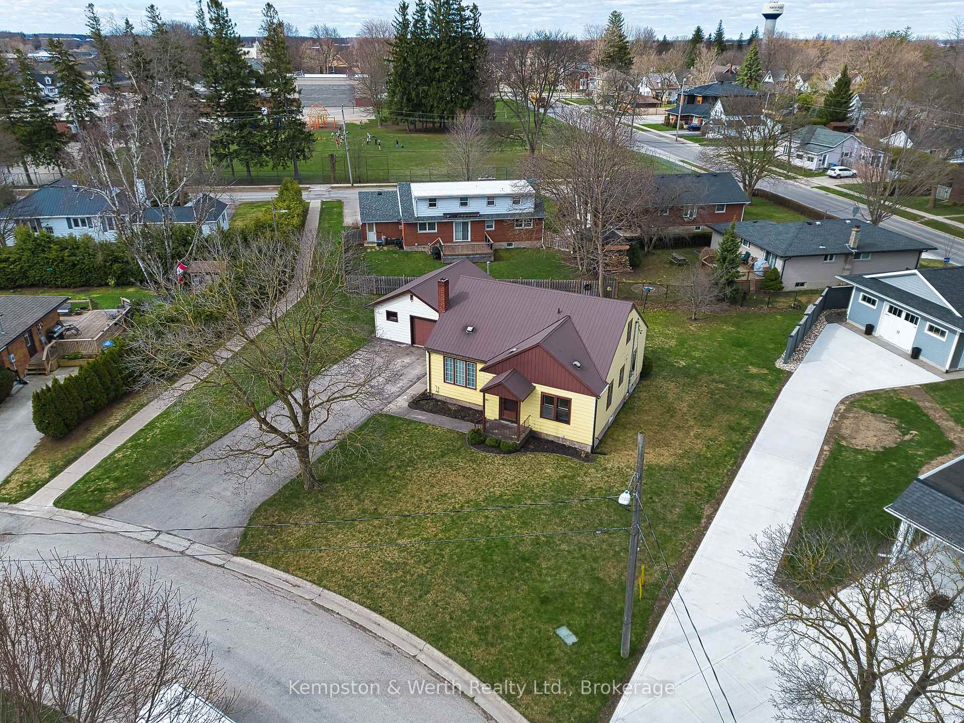 Photo 1 of 11 Churchill Drive, North Perth, Listowel — HOMEH