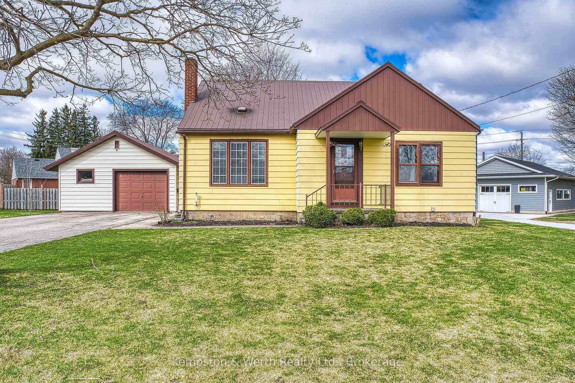Photo 5 of 11 Churchill Drive, North Perth, Listowel — HOMEH