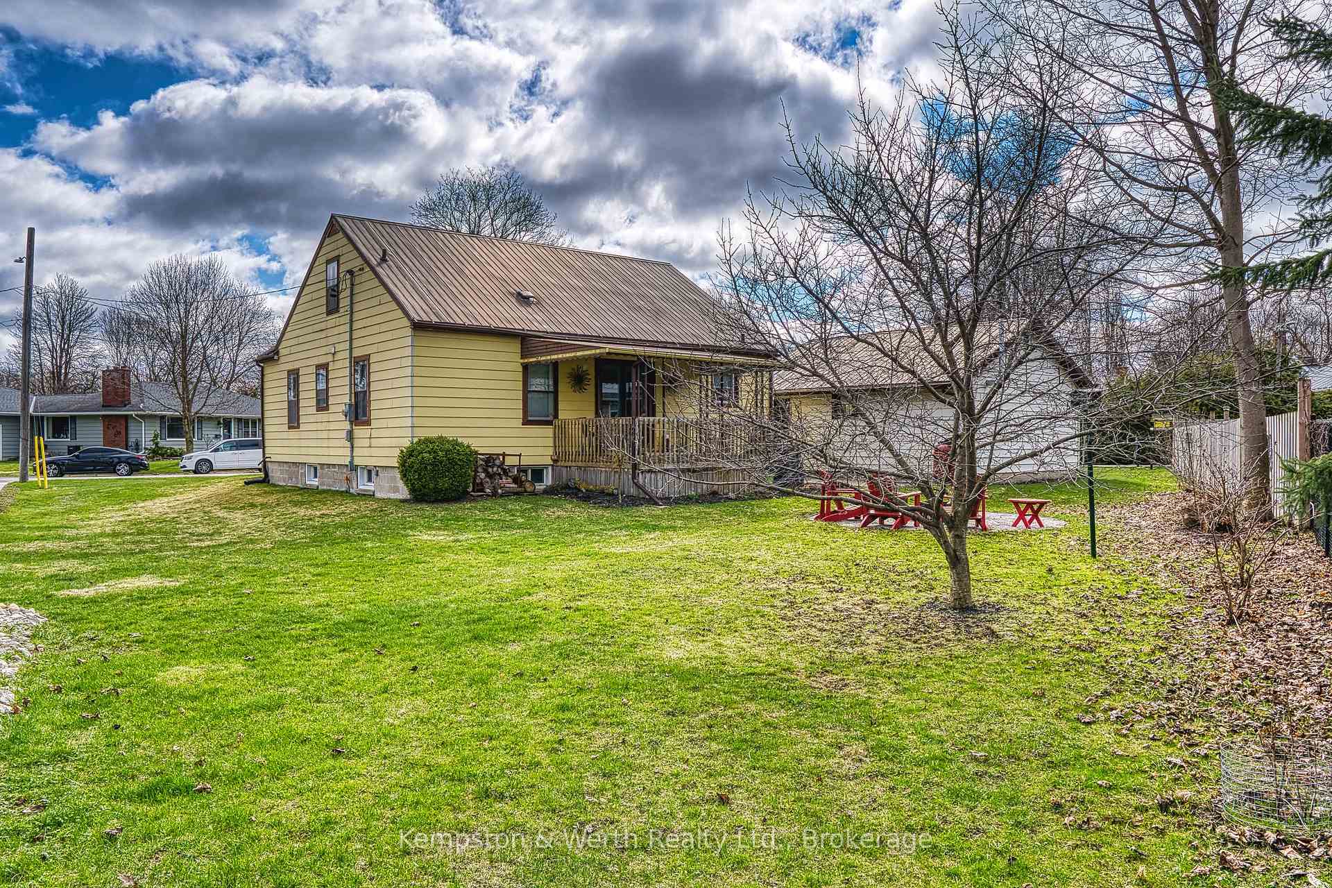 Photo 8 of 11 Churchill Drive, North Perth, Listowel — HOMEH