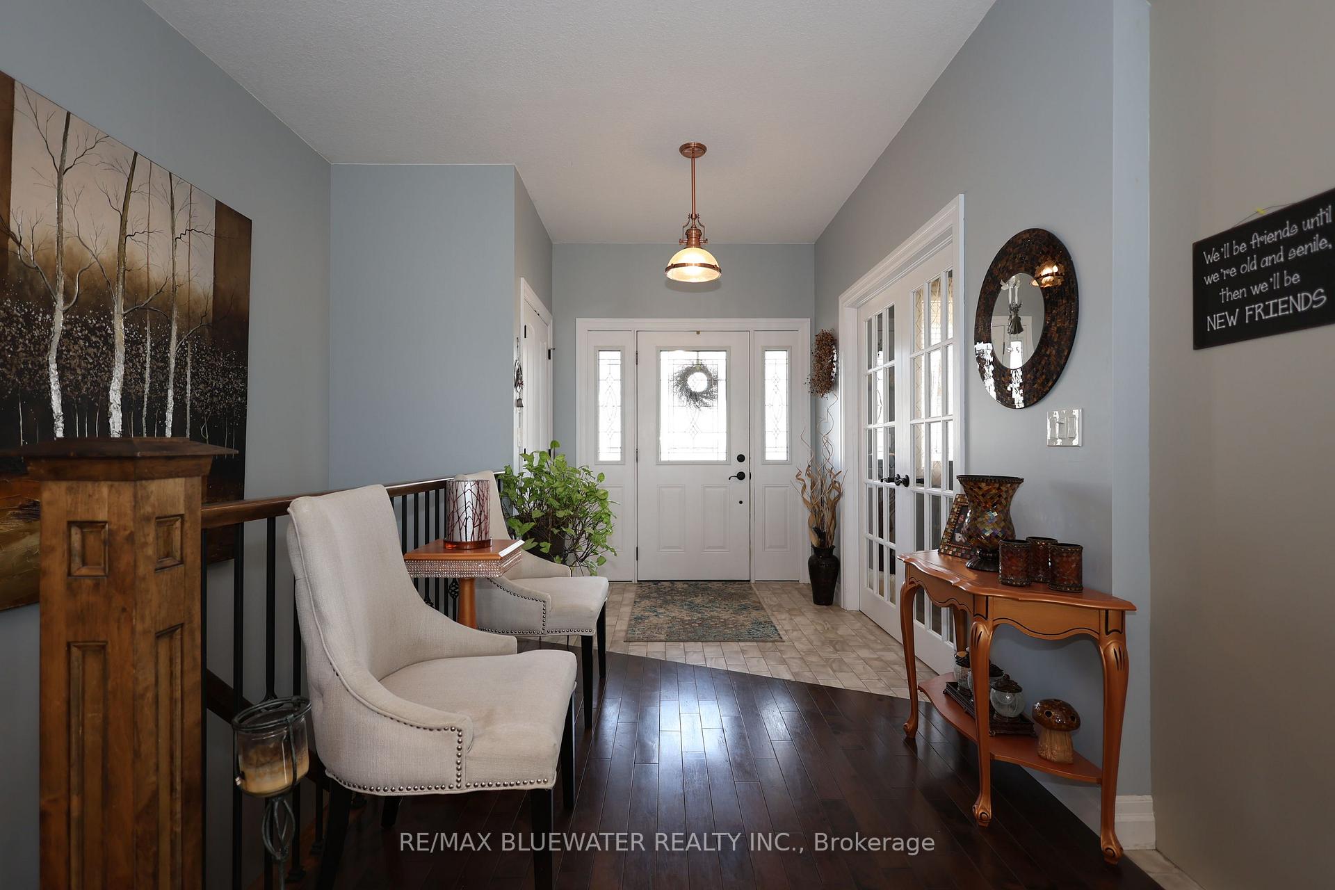 Photo 7 of 135 Mill Street, North Middlesex, Parkhill — HOMEH