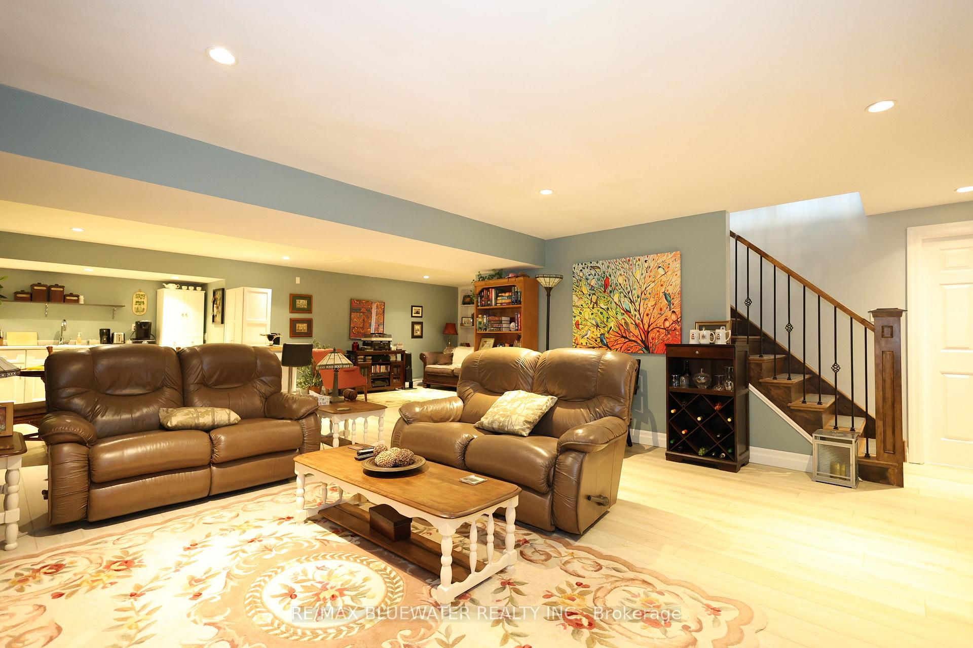 Photo 26 of 135 Mill Street, North Middlesex, Parkhill — HOMEH