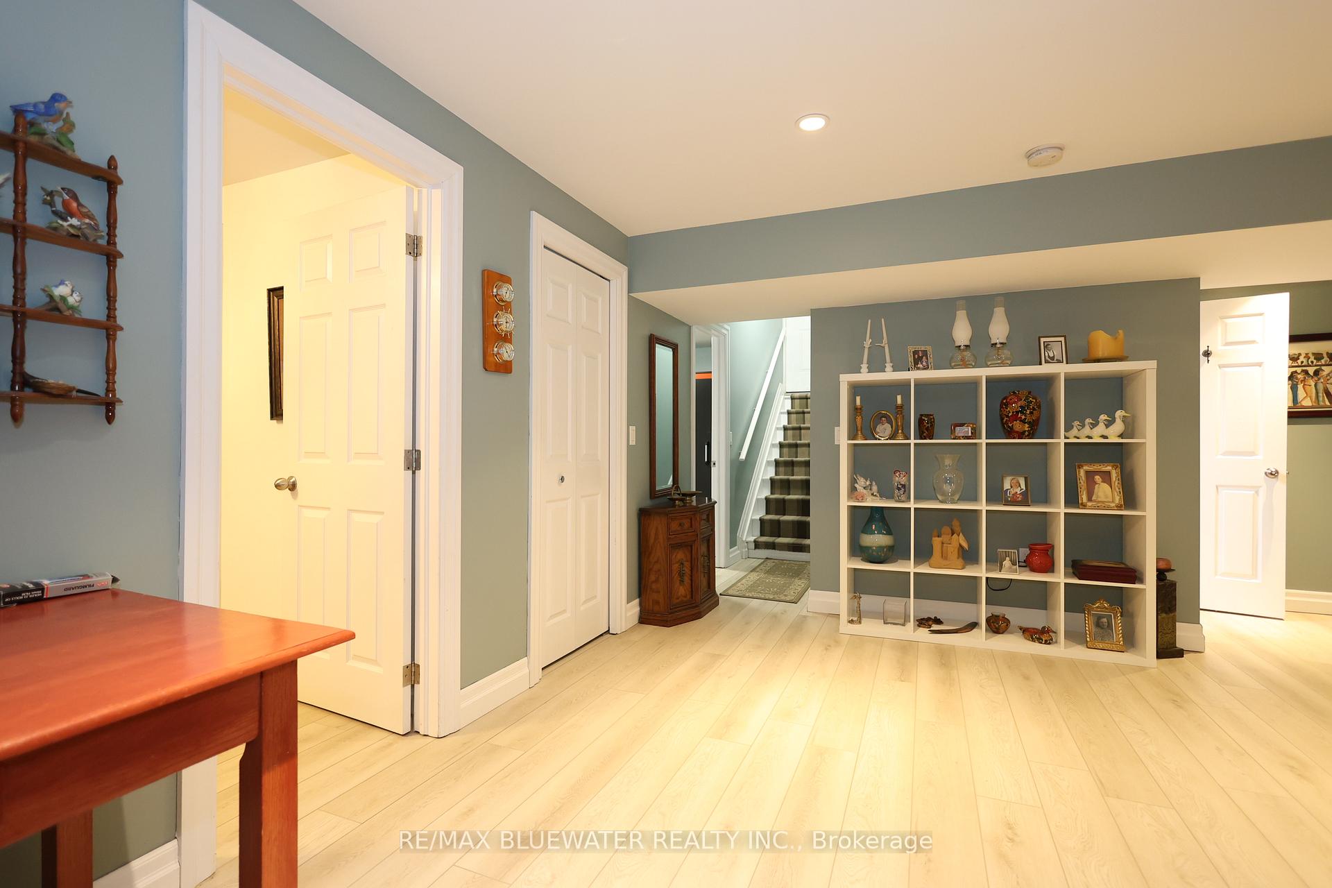 Photo 33 of 135 Mill Street, North Middlesex, Parkhill — HOMEH