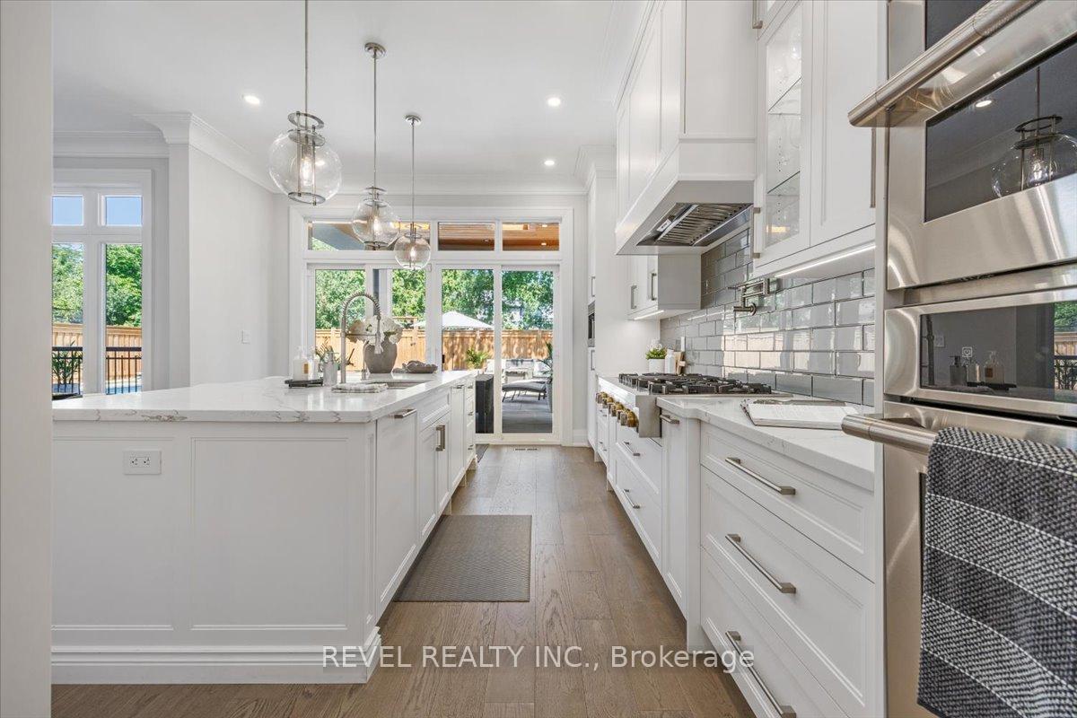 Photo 5 of 493 Brookside Drive, Oakville, West — HOMEH