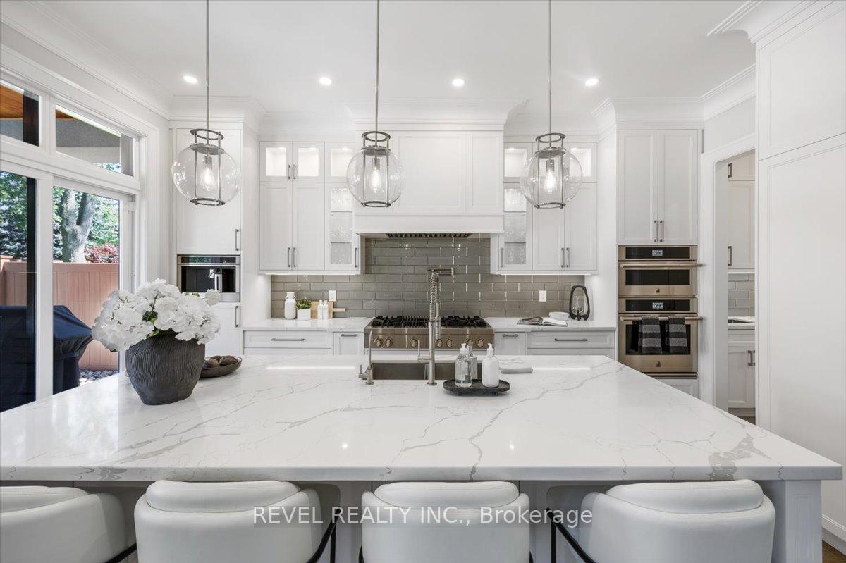 Photo 6 of 493 Brookside Drive, Oakville, West — HOMEH