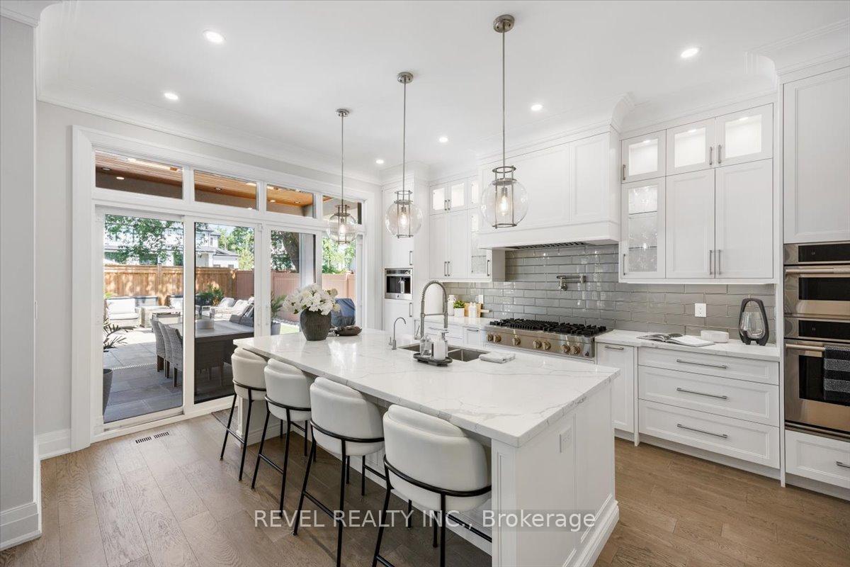 Photo 8 of 493 Brookside Drive, Oakville, West — HOMEH