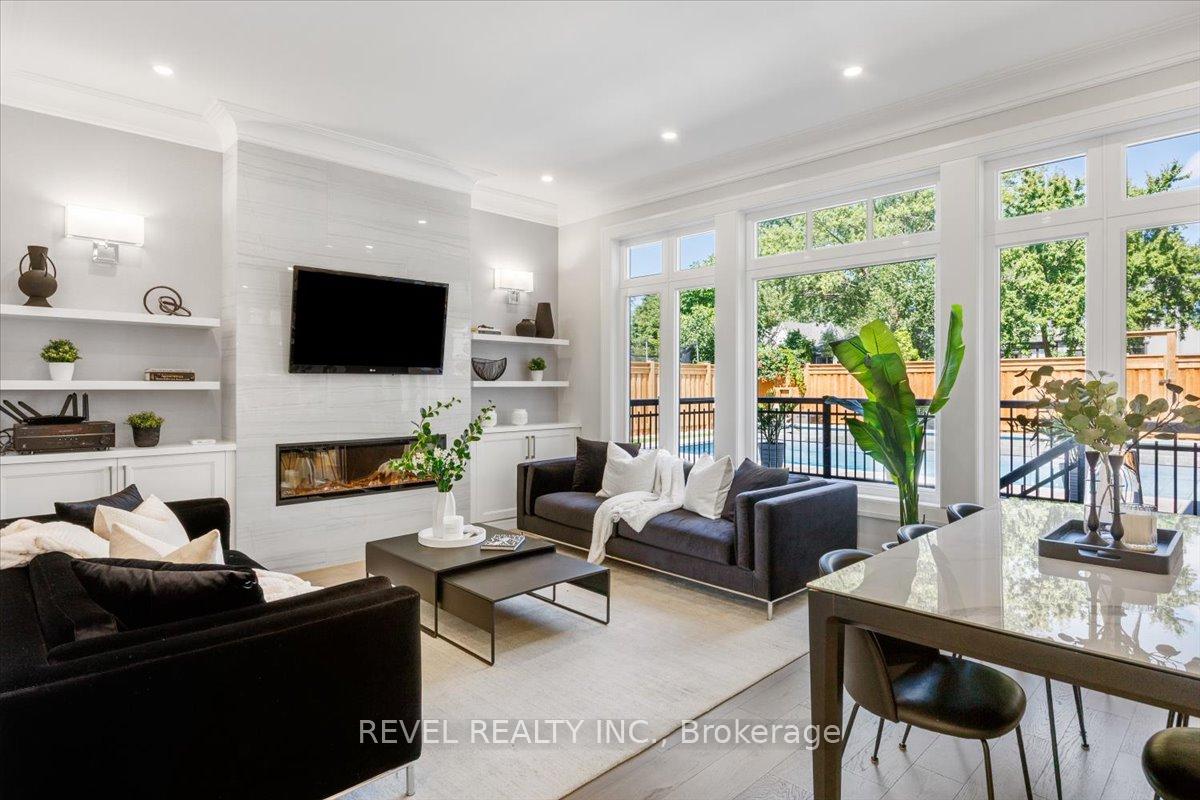 Photo 10 of 493 Brookside Drive, Oakville, West — HOMEH