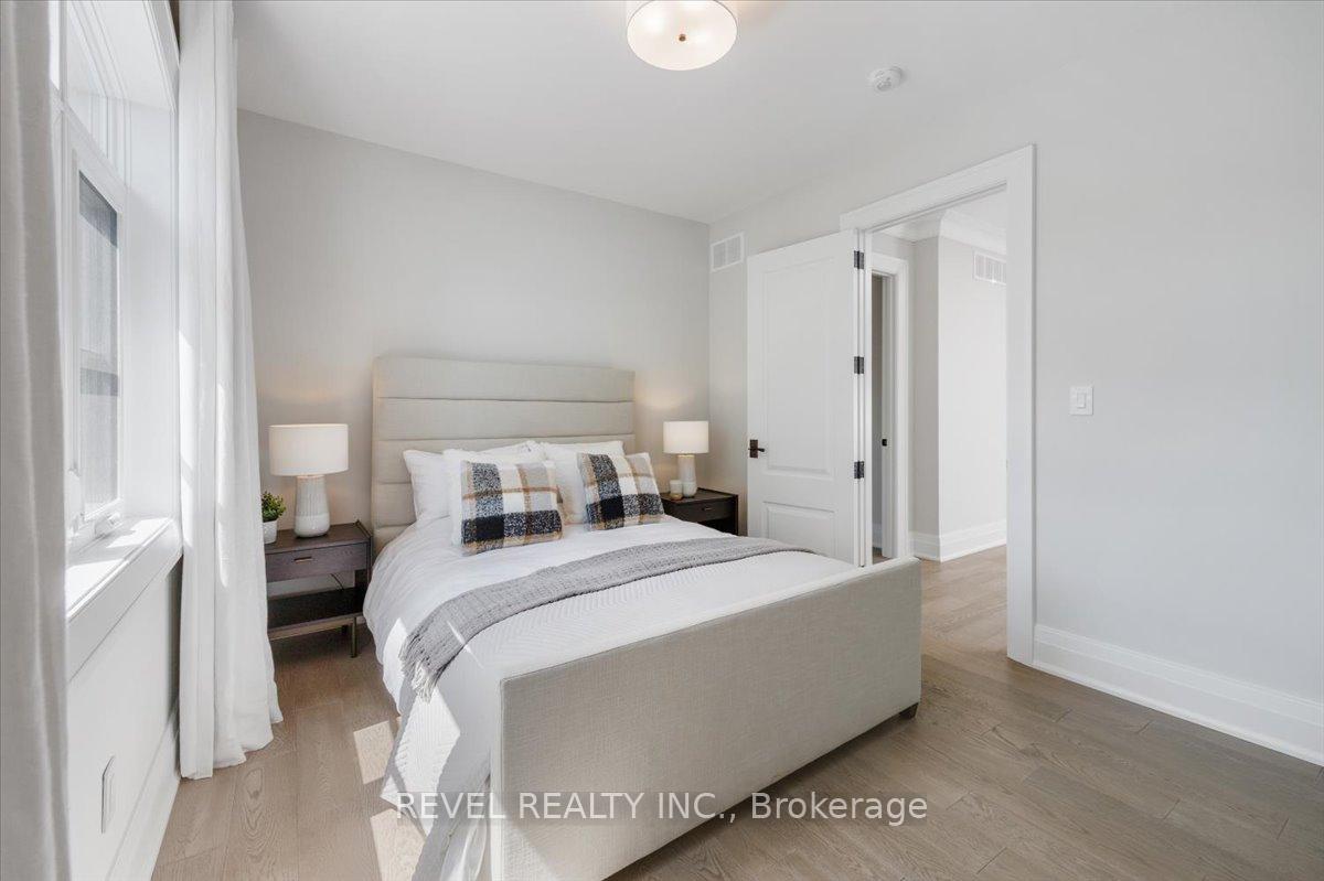 Photo 23 of 493 Brookside Drive, Oakville, West — HOMEH