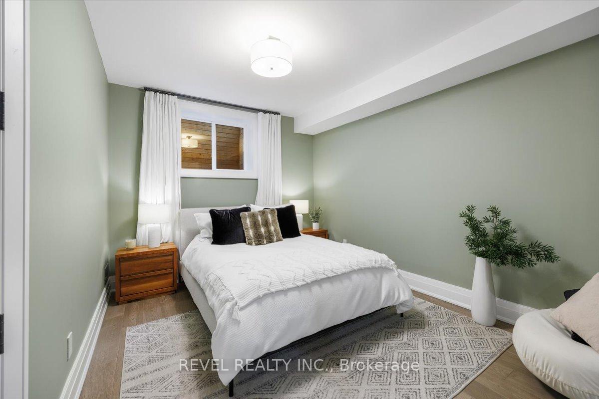 Photo 37 of 493 Brookside Drive, Oakville, West — HOMEH