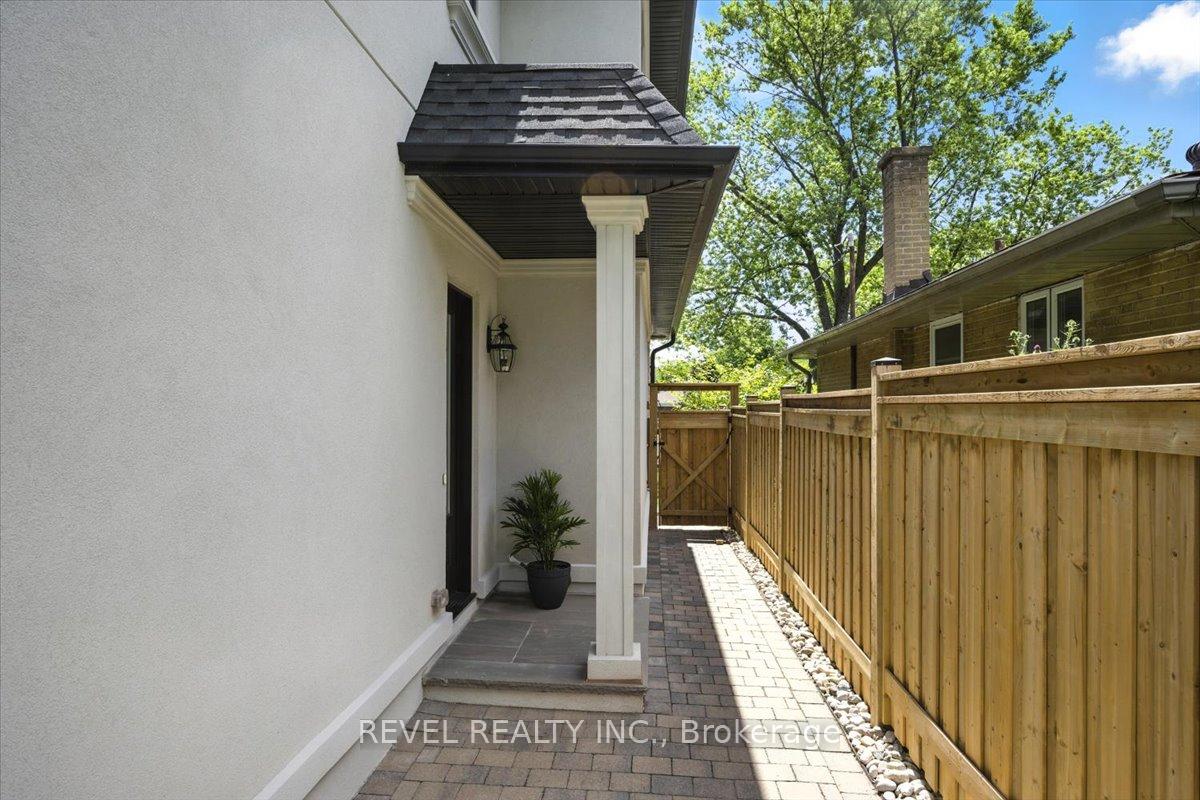 Photo 45 of 493 Brookside Drive, Oakville, West — HOMEH