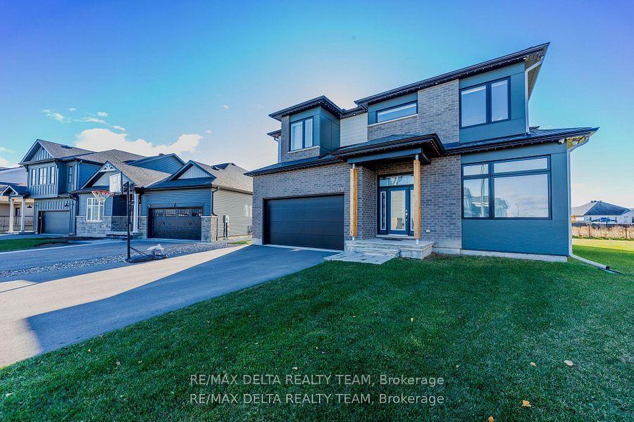 Photo 2 of 912 Socca Crescent, Ottawa, Notting Hill/Summerside — HOMEH