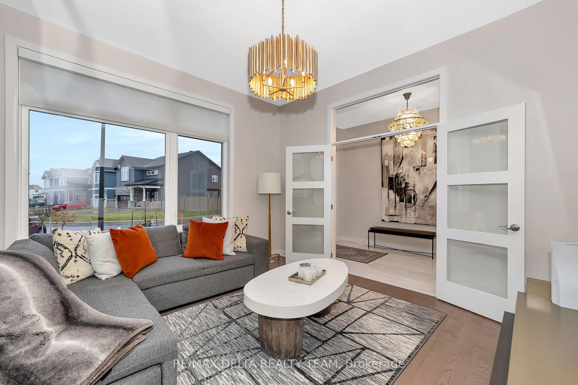 Photo 8 of 912 Socca Crescent, Ottawa, Notting Hill/Summerside — HOMEH