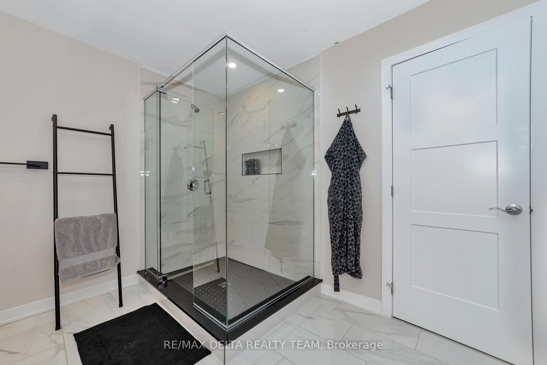 Photo 21 of 912 Socca Crescent, Ottawa, Notting Hill/Summerside — HOMEH
