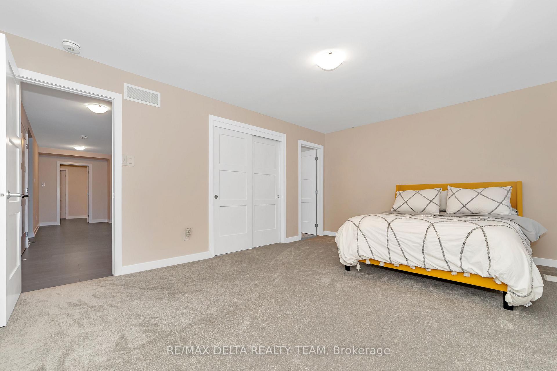 Photo 22 of 912 Socca Crescent, Ottawa, Notting Hill/Summerside — HOMEH