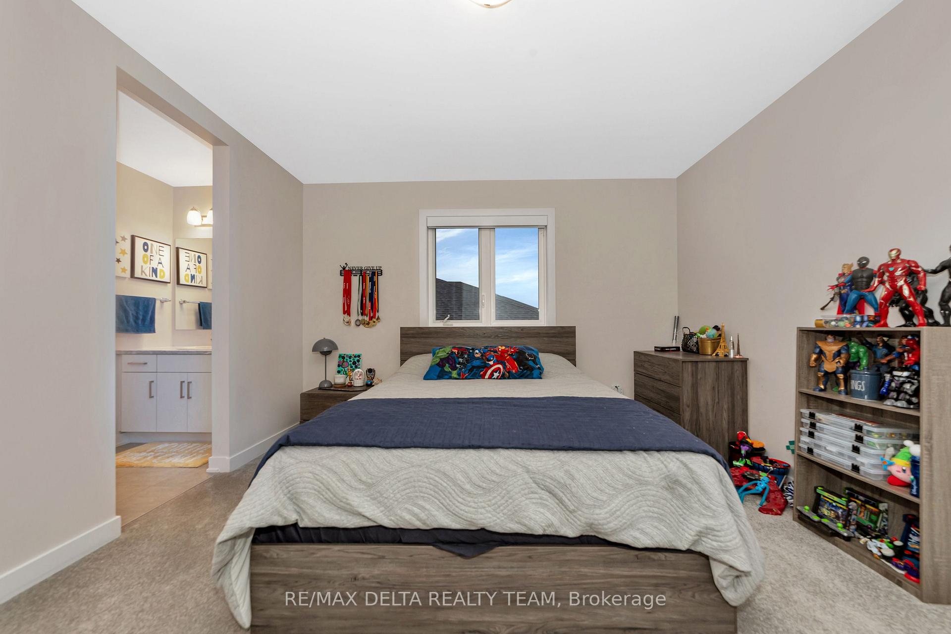Photo 31 of 912 Socca Crescent, Ottawa, Notting Hill/Summerside — HOMEH