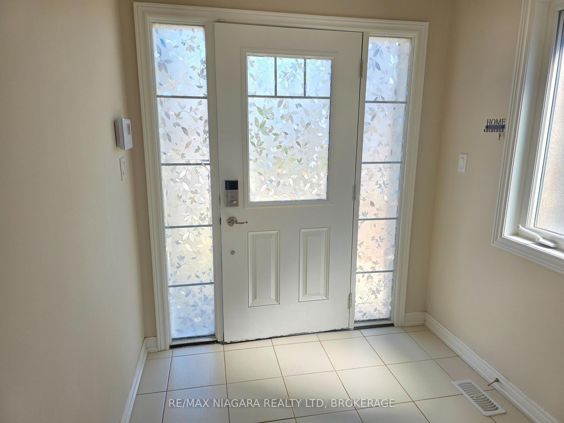 Photo 3 of 4476 Shuttleworth Drive, Niagara Falls, Lyons Creek — HOMEH