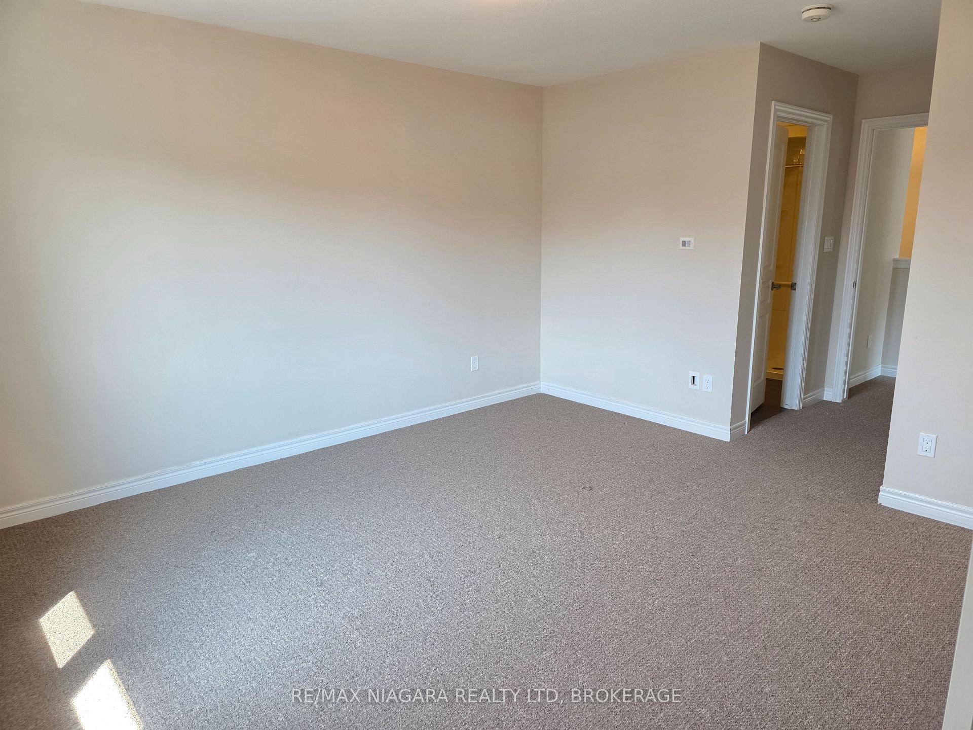 Photo 13 of 4476 Shuttleworth Drive, Niagara Falls, Lyons Creek — HOMEH