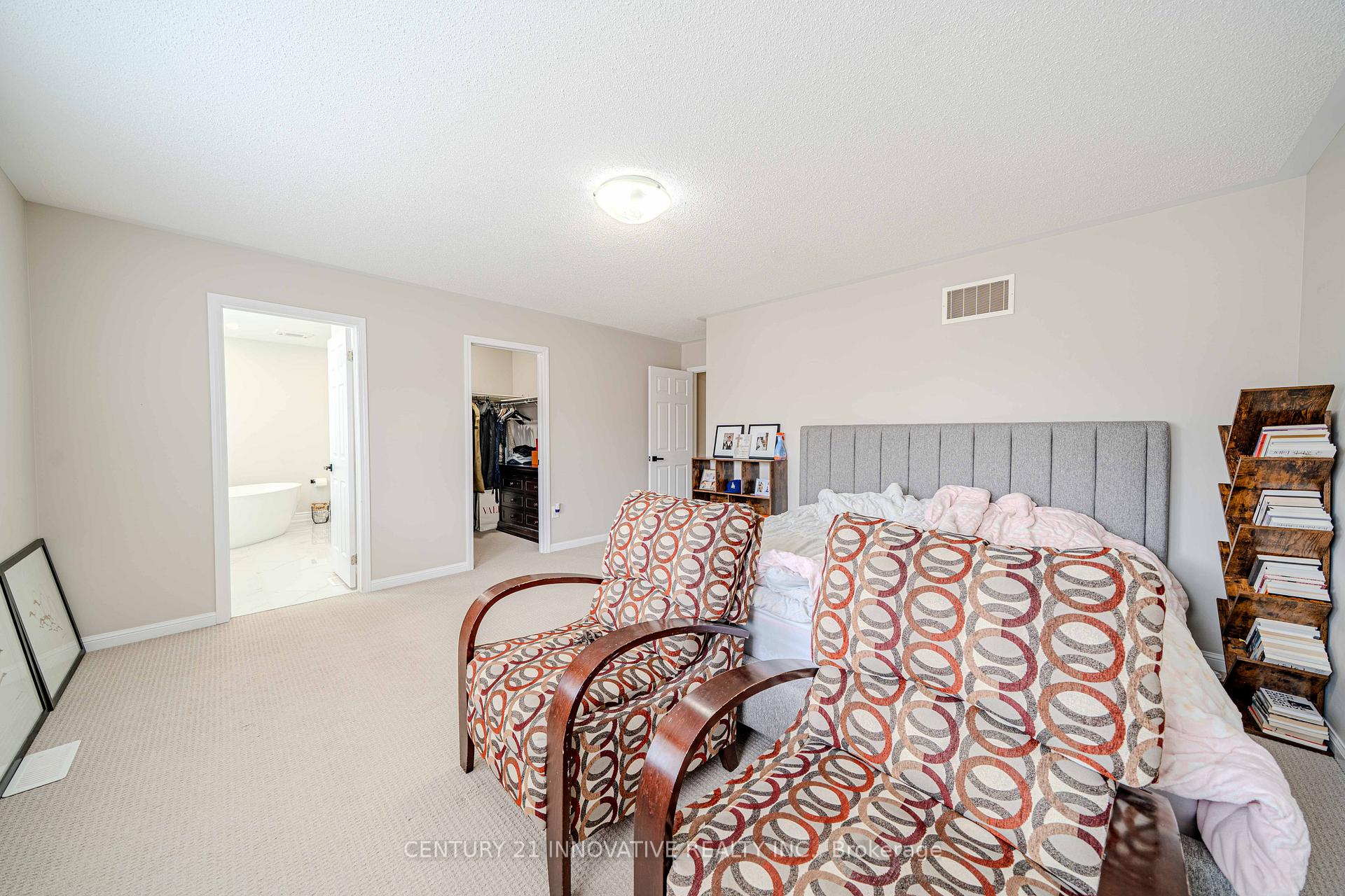 Photo 17 of 960 Dice Way, Milton, Willmott — HOMEH