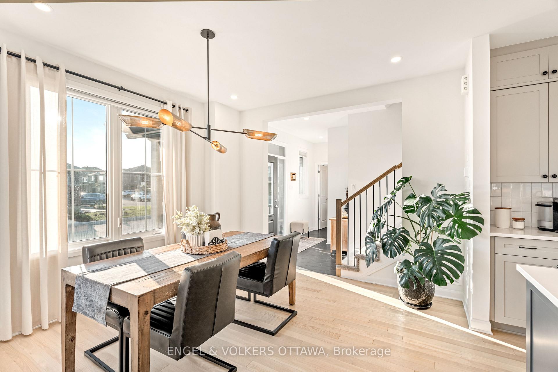 Photo 20 of 601 Idyllic Terrace, Ottawa, Avalon East — HOMEH