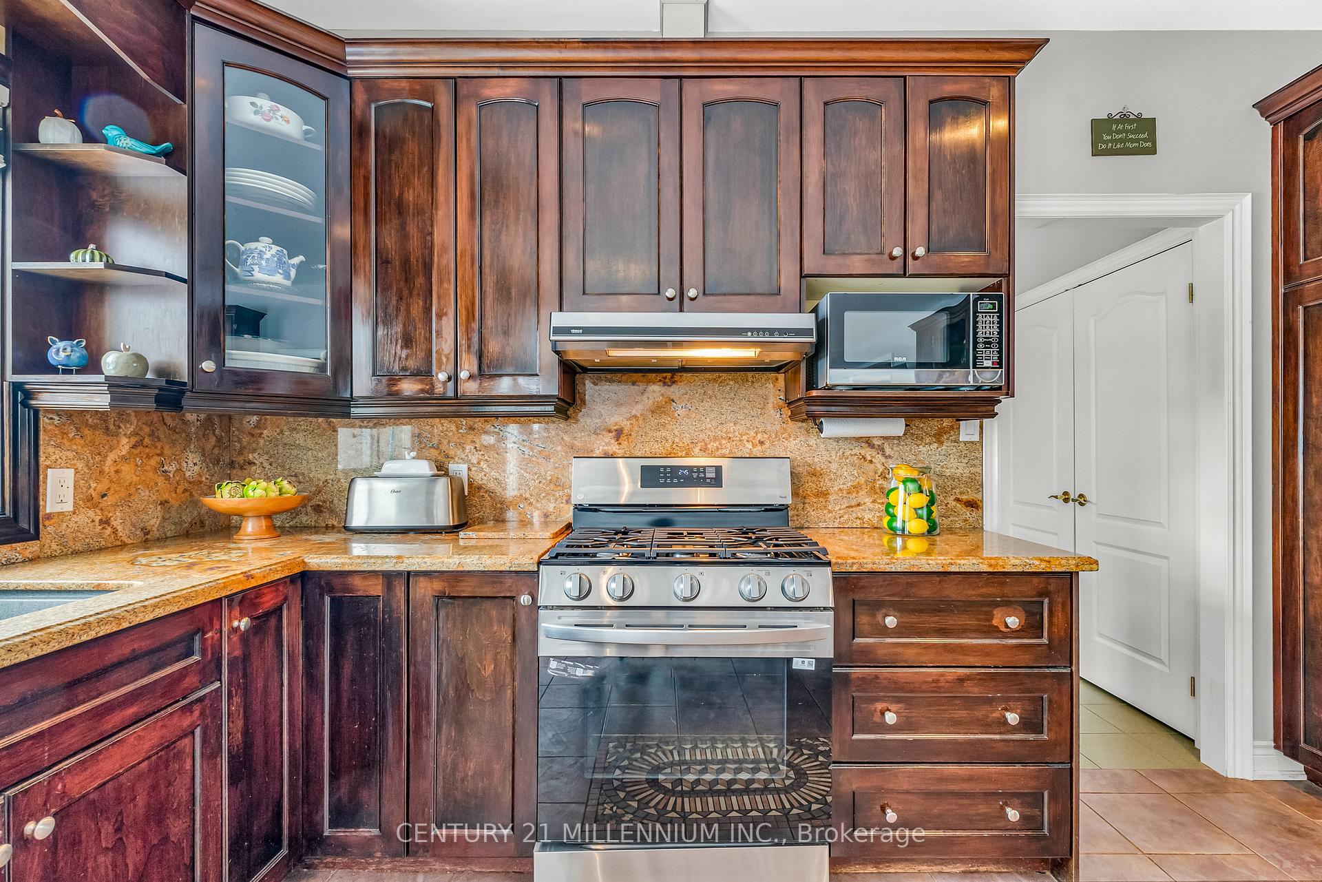 Photo 16 of 5127 Fifth Line, New Tecumseth, Tottenham — HOMEH