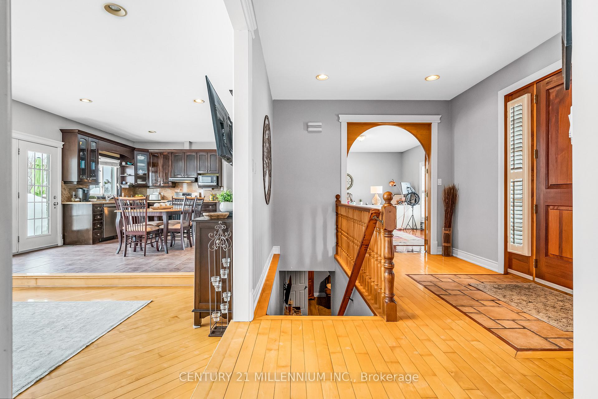Photo 32 of 5127 Fifth Line, New Tecumseth, Tottenham — HOMEH