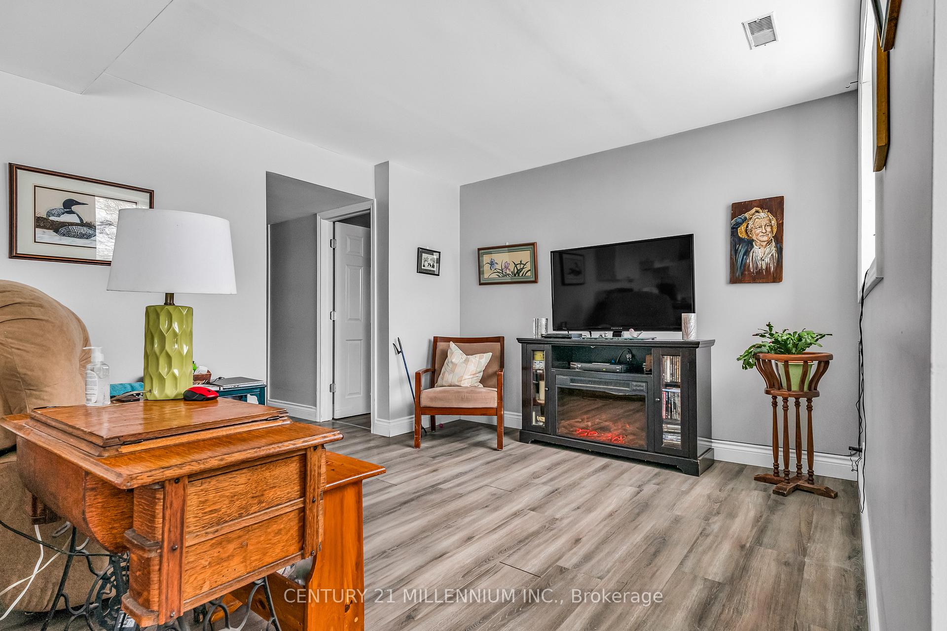 Photo 38 of 5127 Fifth Line, New Tecumseth, Tottenham — HOMEH
