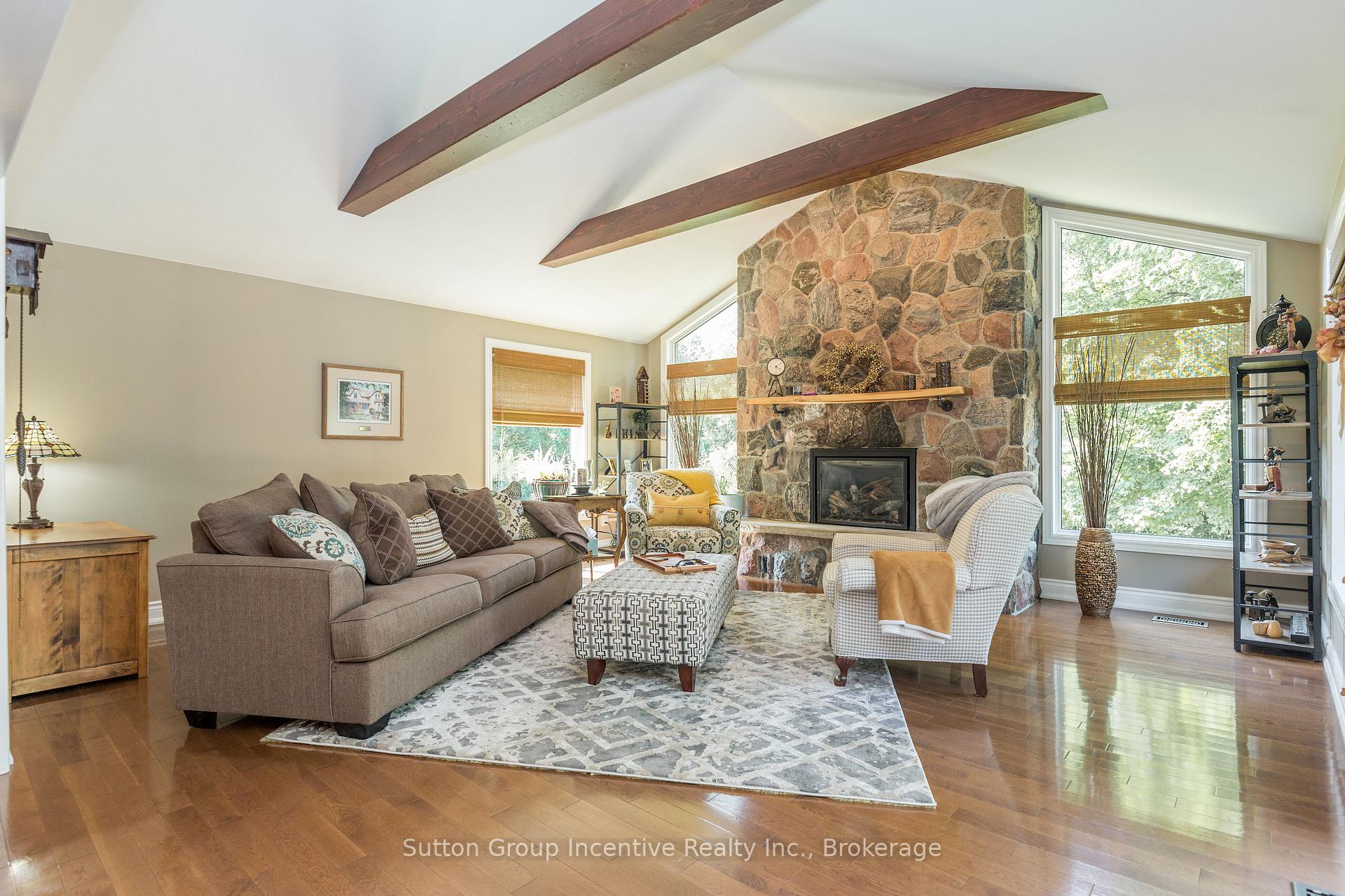 Photo 8 of 6492 13TH Line, New Tecumseth, Rural New Tecumseth — HOMEH