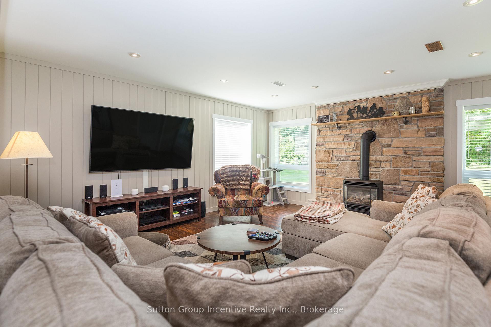 Photo 33 of 6492 13TH Line, New Tecumseth, Rural New Tecumseth — HOMEH