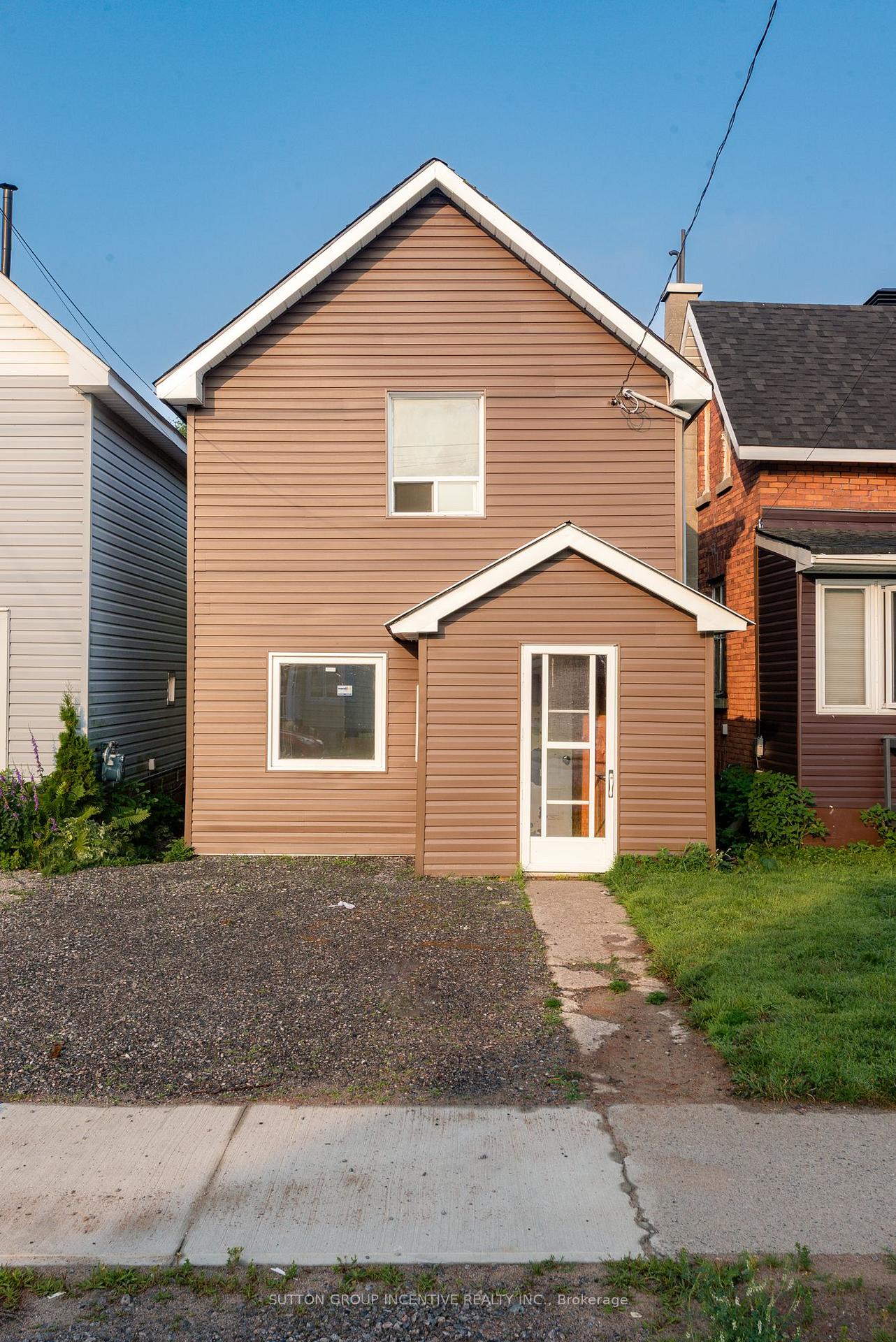 Photo 1 of 143 Sixth Avenue W, North Bay, Central — HOMEH
