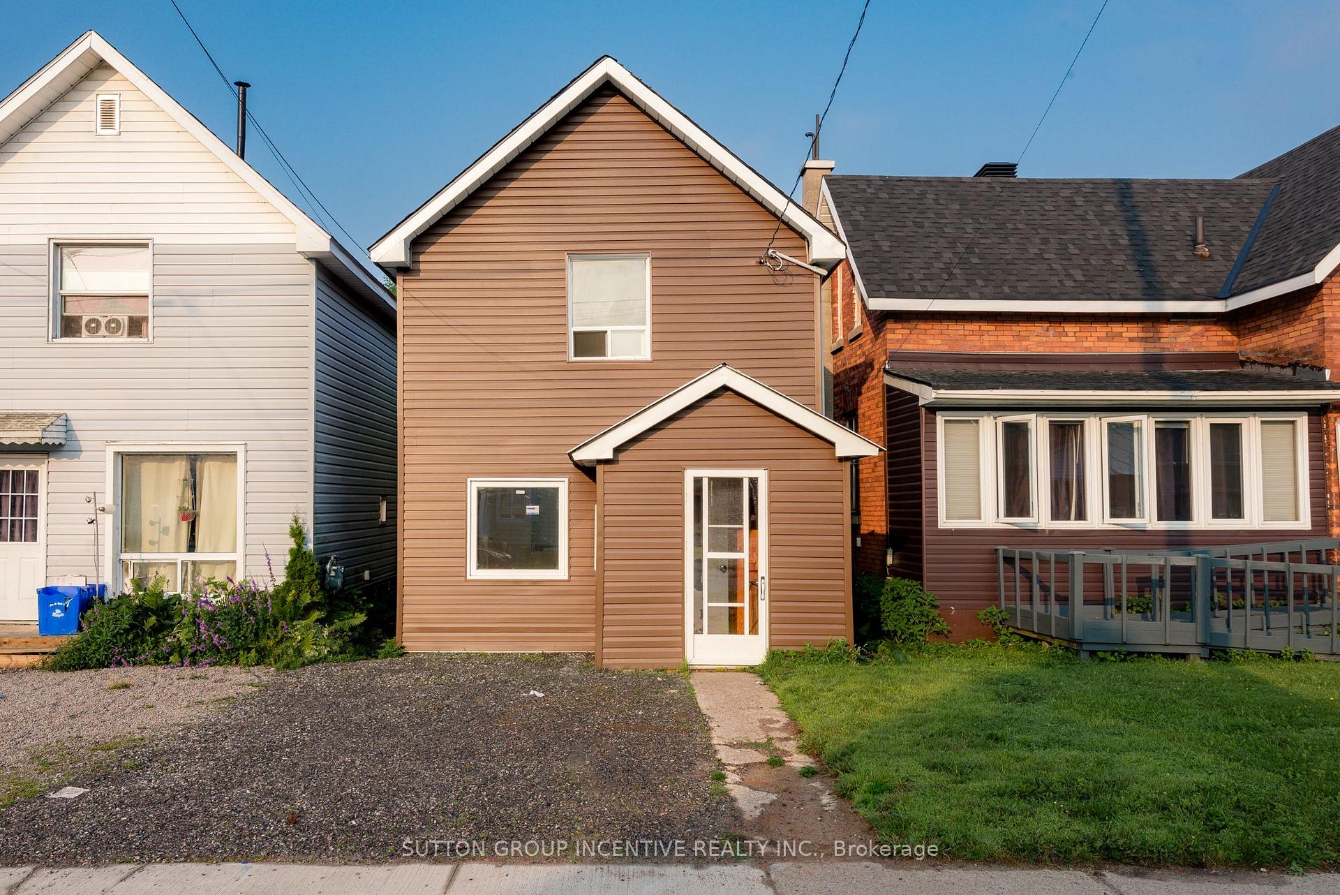 Photo 2 of 143 Sixth Avenue W, North Bay, Central — HOMEH