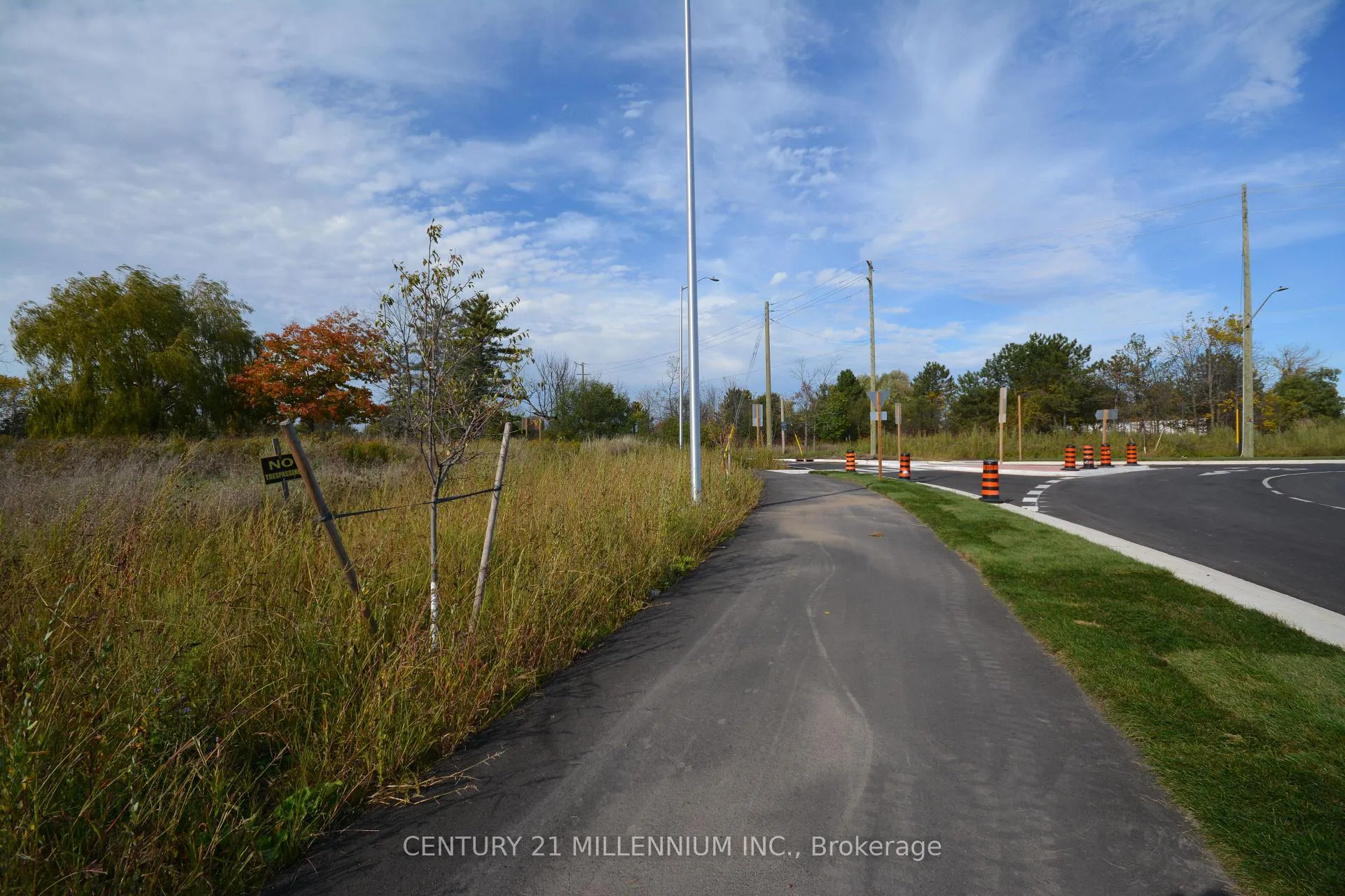 Photo 6 of 4022 Fourth Line, Oakville, Rural Oakville — HOMEH