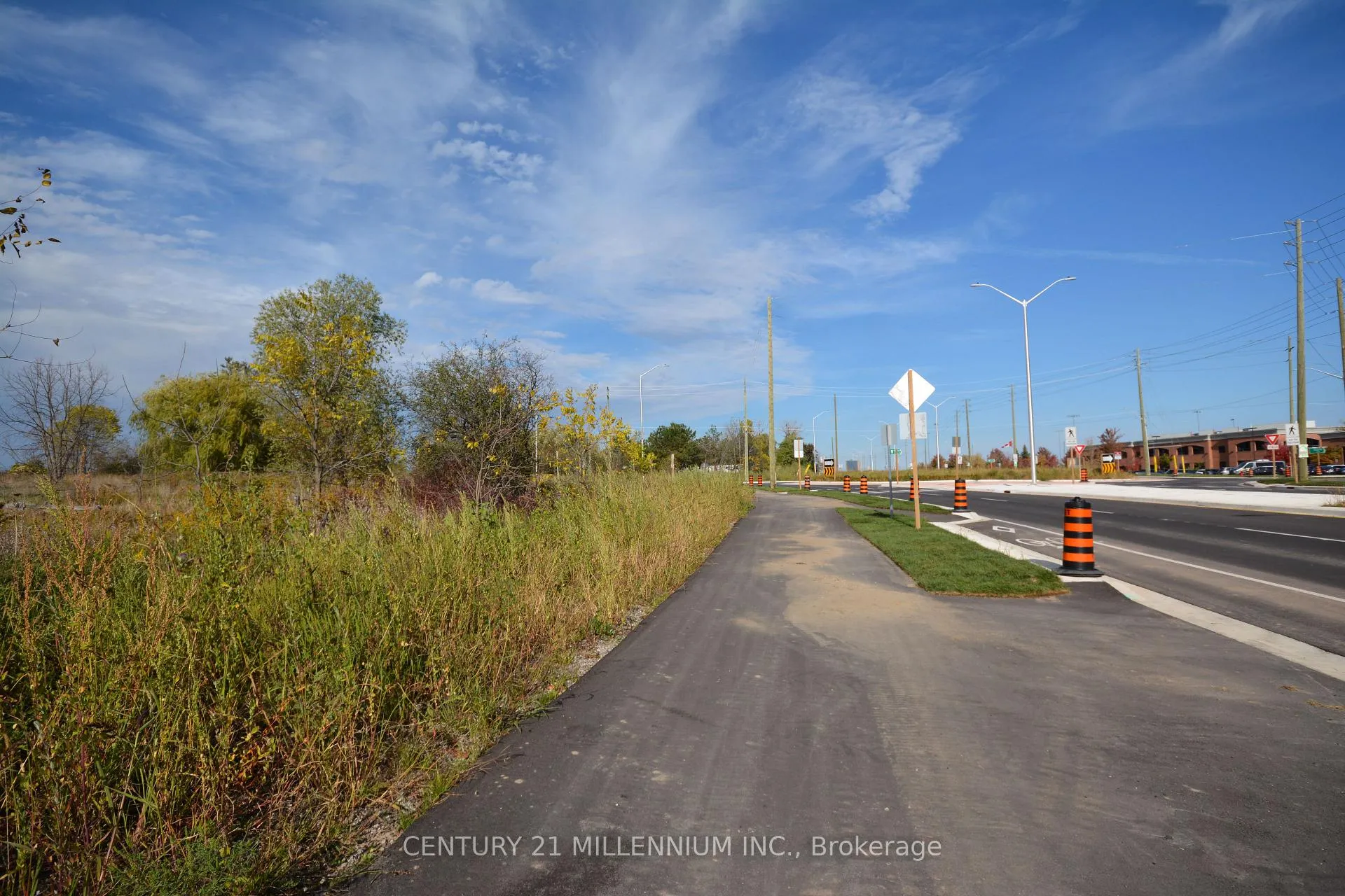 Photo 8 of 4022 Fourth Line, Oakville, Rural Oakville — HOMEH