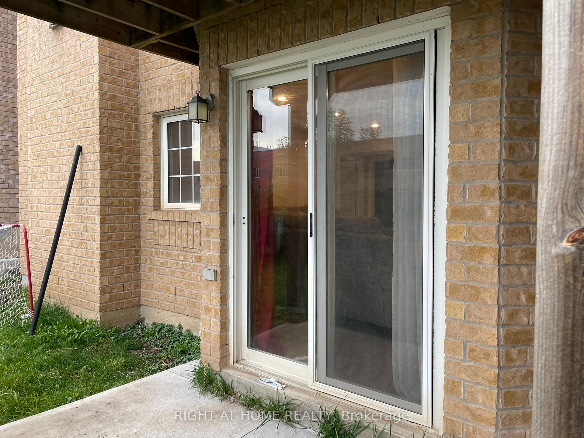 Photo 5 of 362 Pringle (BSMNT) Avenue, Milton, Scott — HOMEH