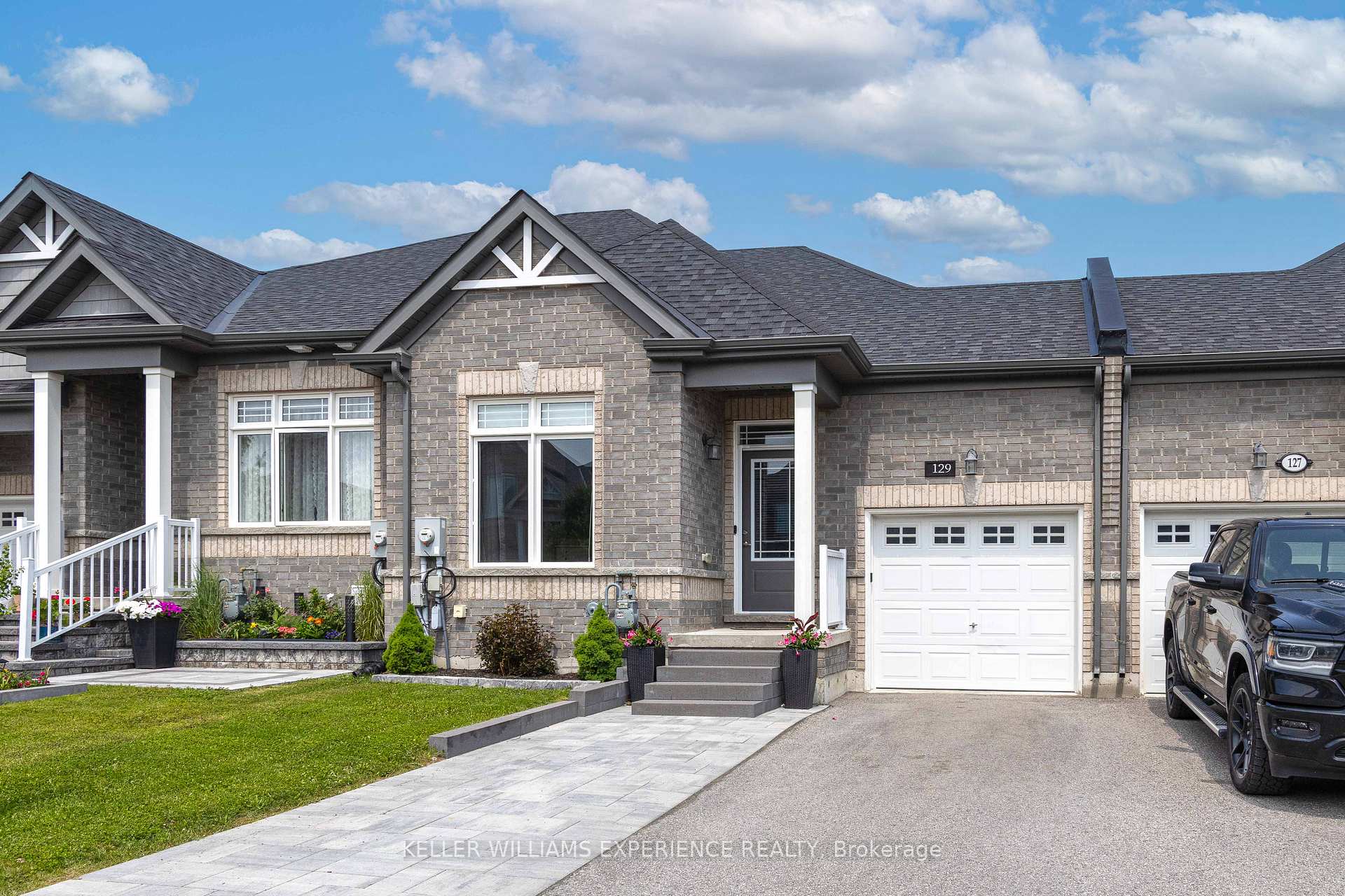 Photo 2 of 129 Isabella Drive, Orillia — HOMEH
