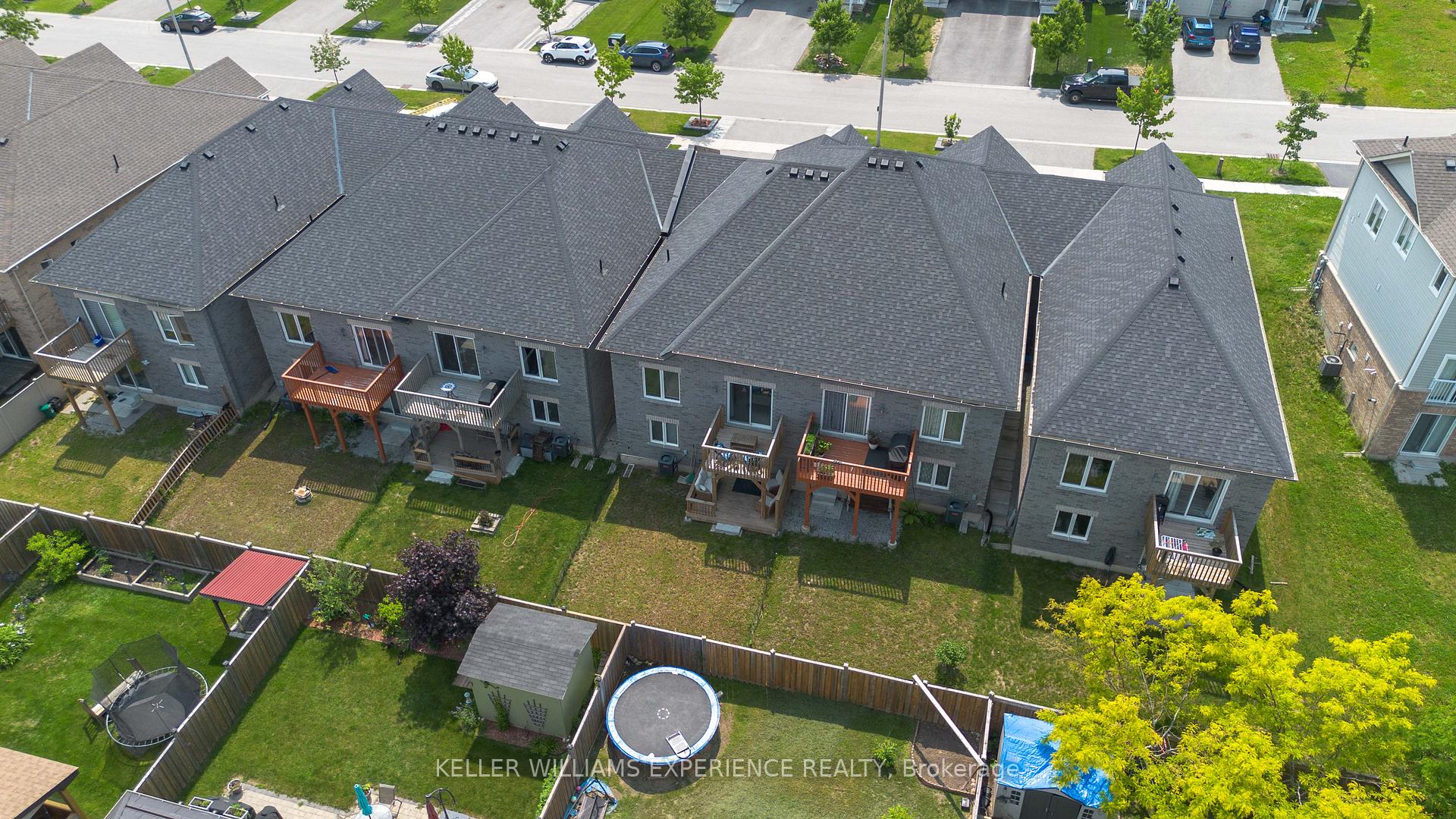 Photo 3 of 129 Isabella Drive, Orillia — HOMEH