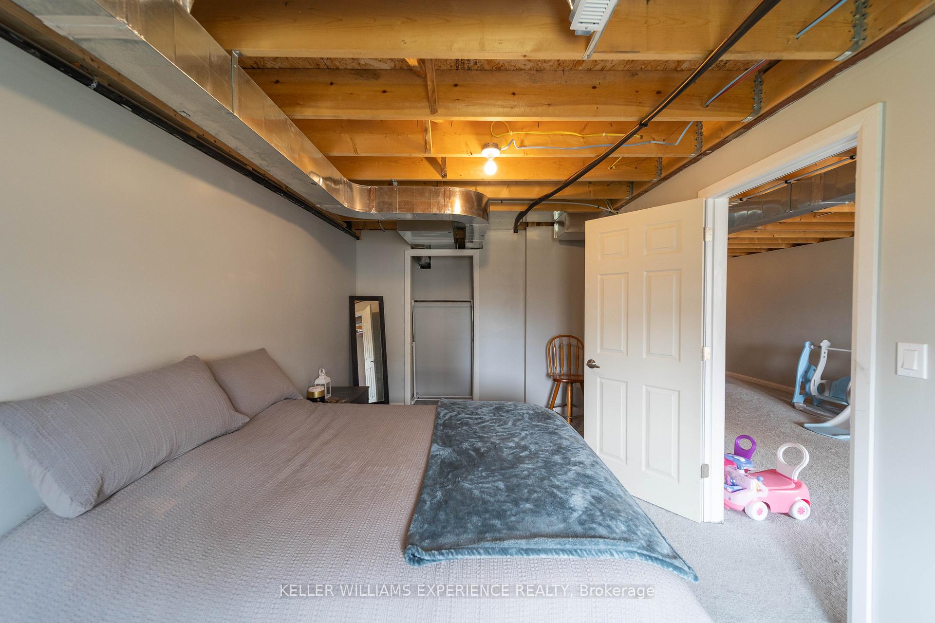 Photo 25 of 129 Isabella Drive, Orillia — HOMEH