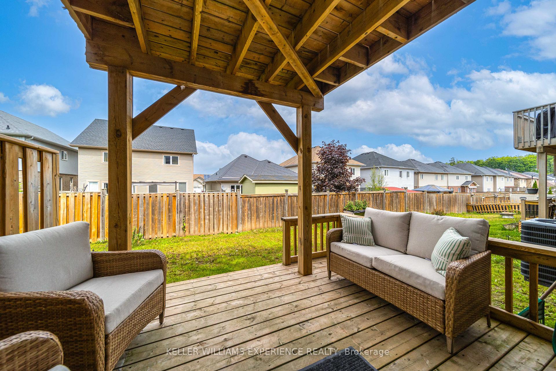 Photo 28 of 129 Isabella Drive, Orillia — HOMEH