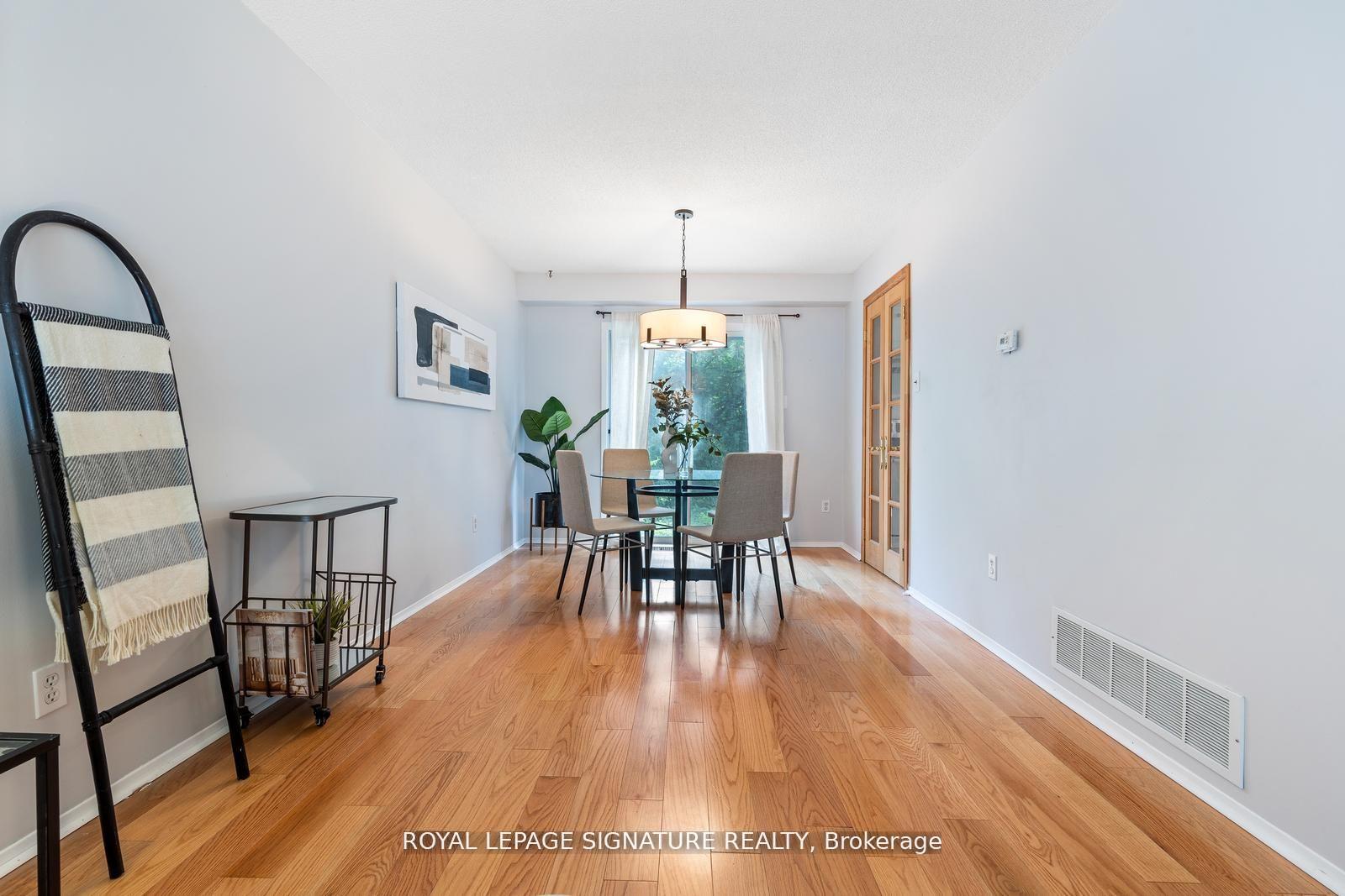 Photo 6 of 6441 Colebrook Crescent, Mississauga, Meadowvale — HOMEH
