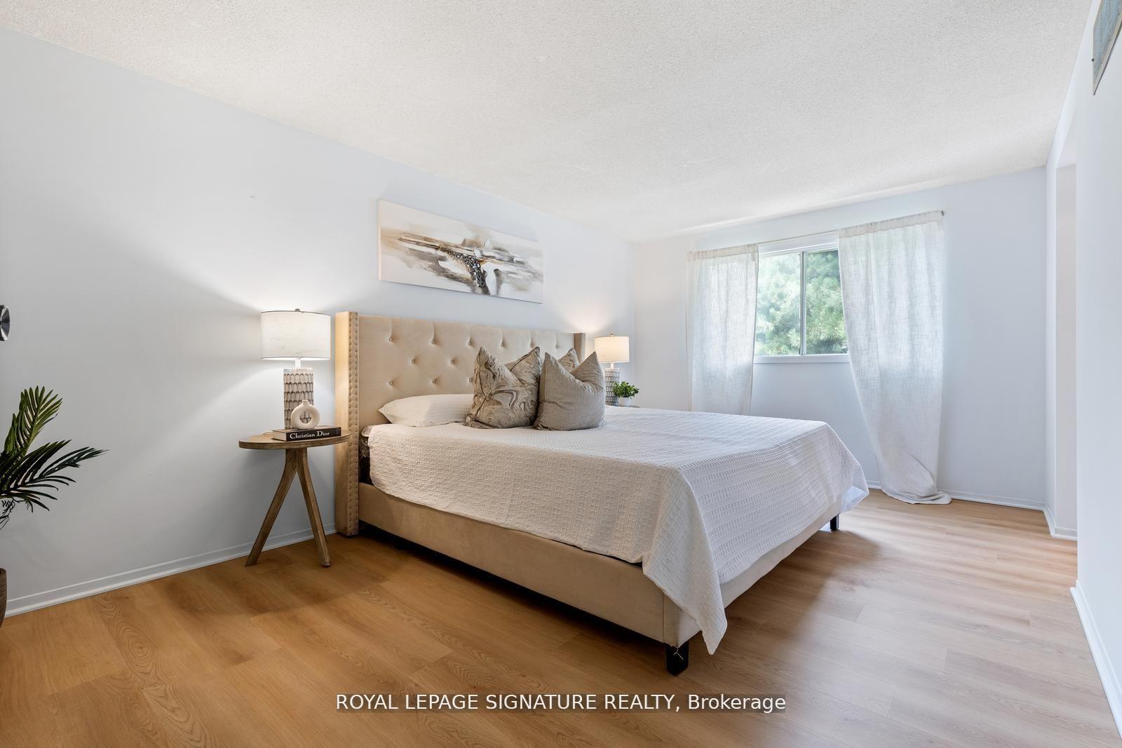 Photo 12 of 6441 Colebrook Crescent, Mississauga, Meadowvale — HOMEH