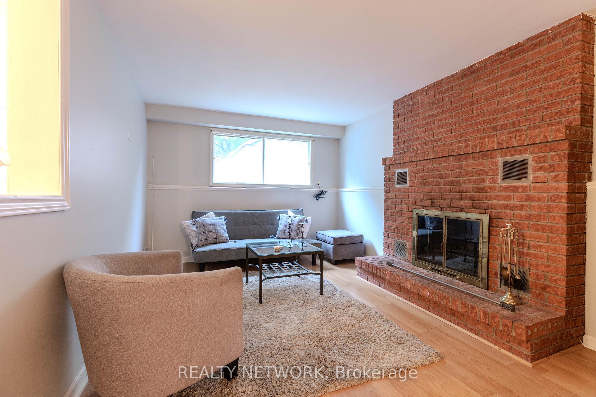 Photo 11 of 6539 Jupiter Boulevard, Niagara Falls, Stamford — HOMEH