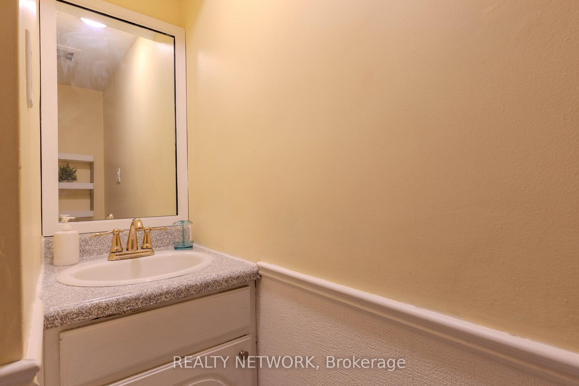 Photo 18 of 6539 Jupiter Boulevard, Niagara Falls, Stamford — HOMEH