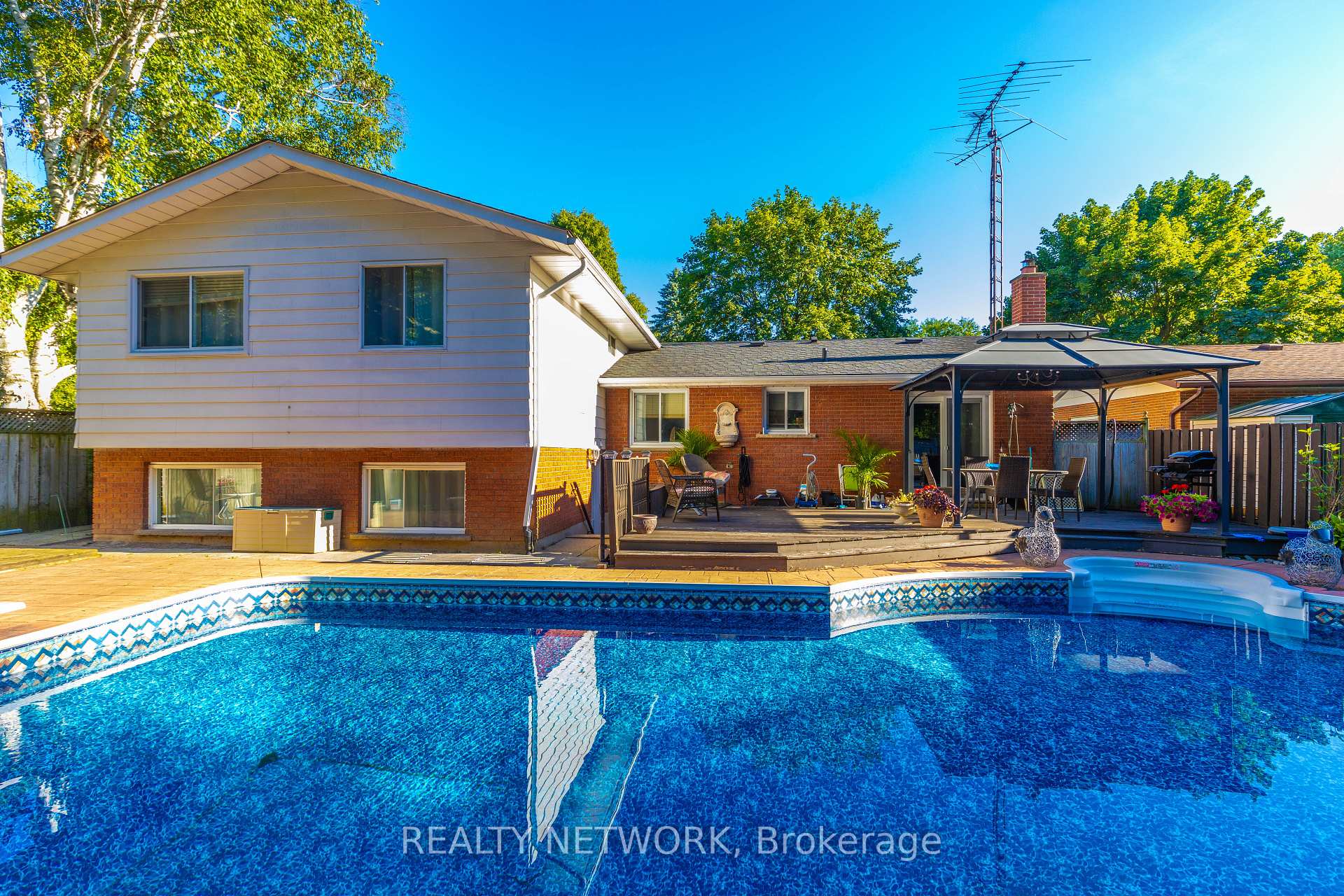 Photo 20 of 6539 Jupiter Boulevard, Niagara Falls, Stamford — HOMEH