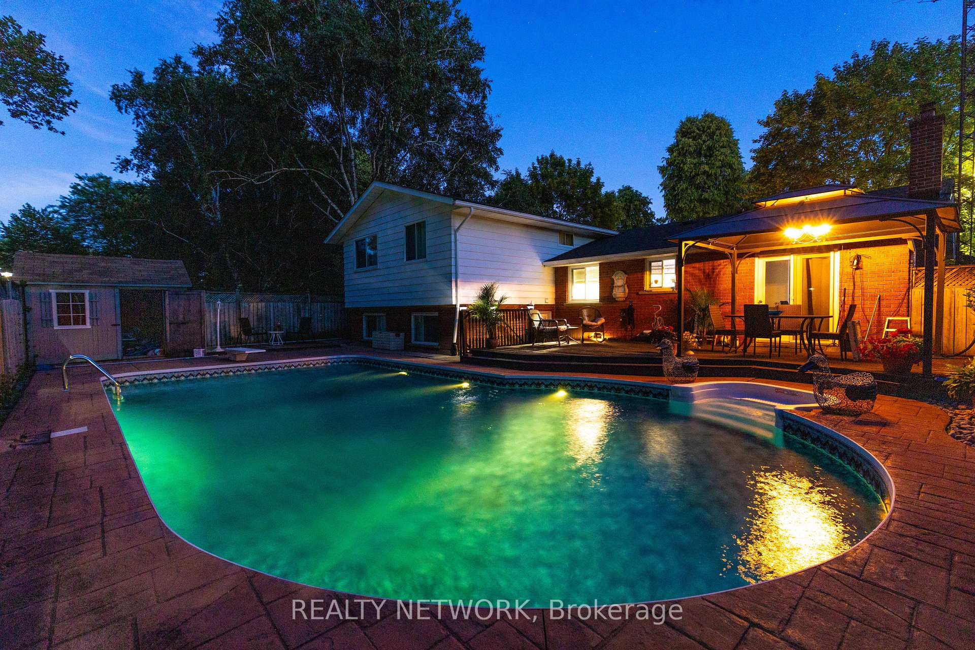 Photo 23 of 6539 Jupiter Boulevard, Niagara Falls, Stamford — HOMEH