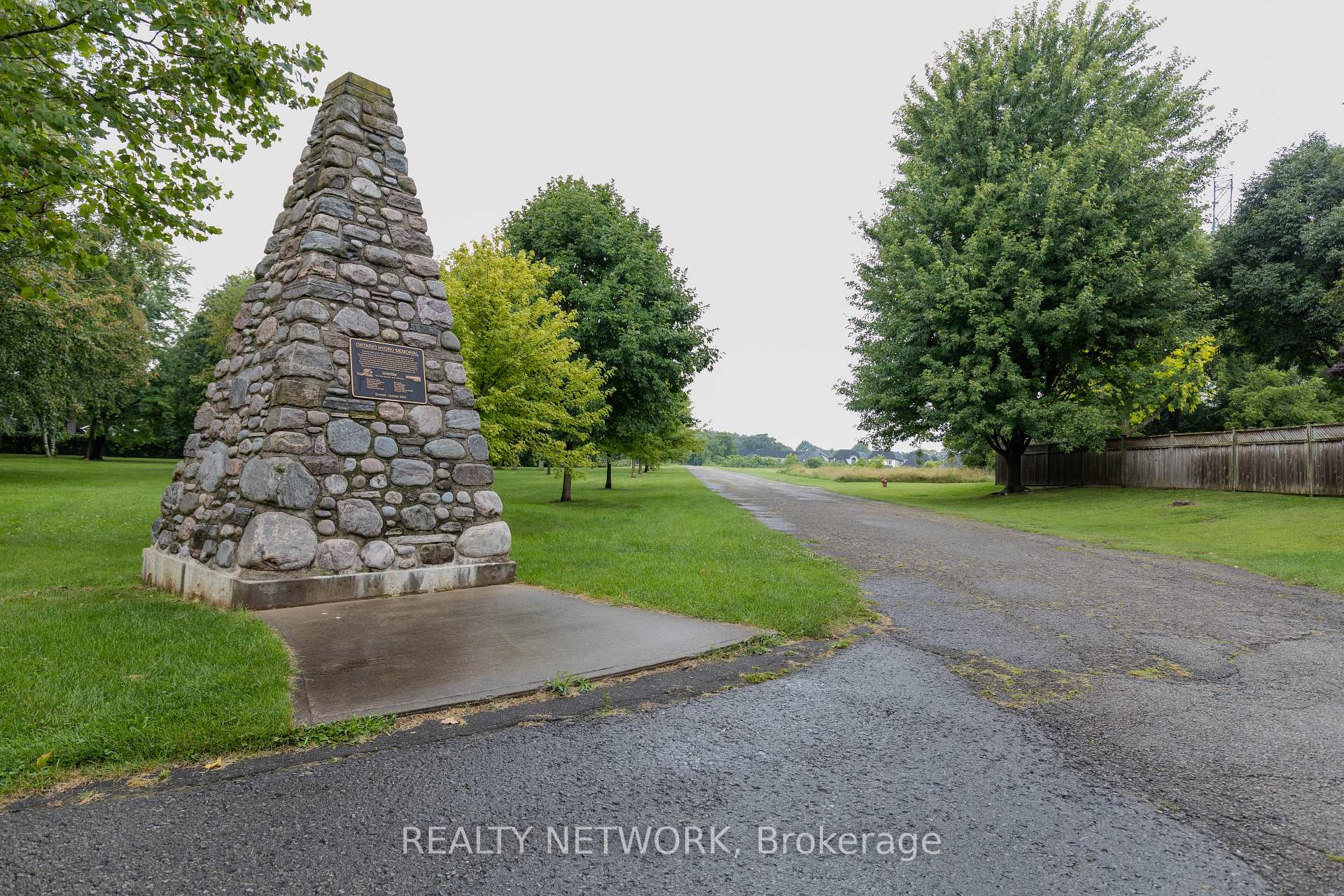 Photo 28 of 6539 Jupiter Boulevard, Niagara Falls, Stamford — HOMEH