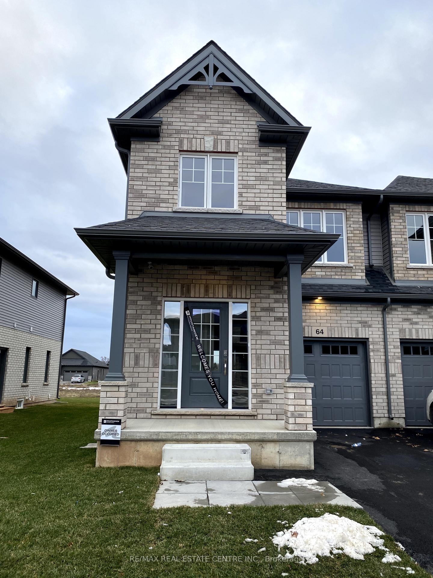 Front of 64 Acacia Road
