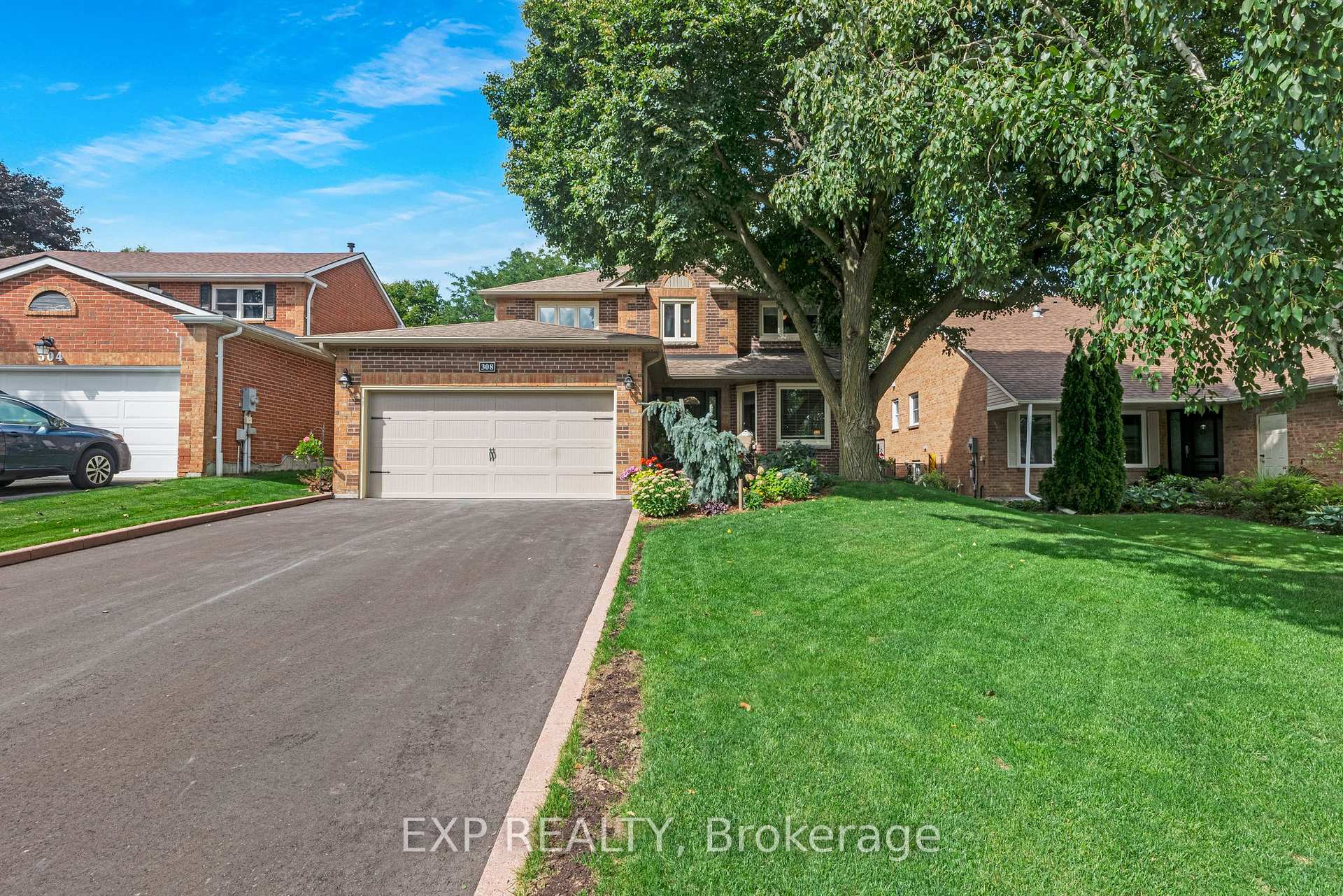 Photo 1 of 308 John Bowser Crescent, Newmarket, Glenway Estates — HOMEH