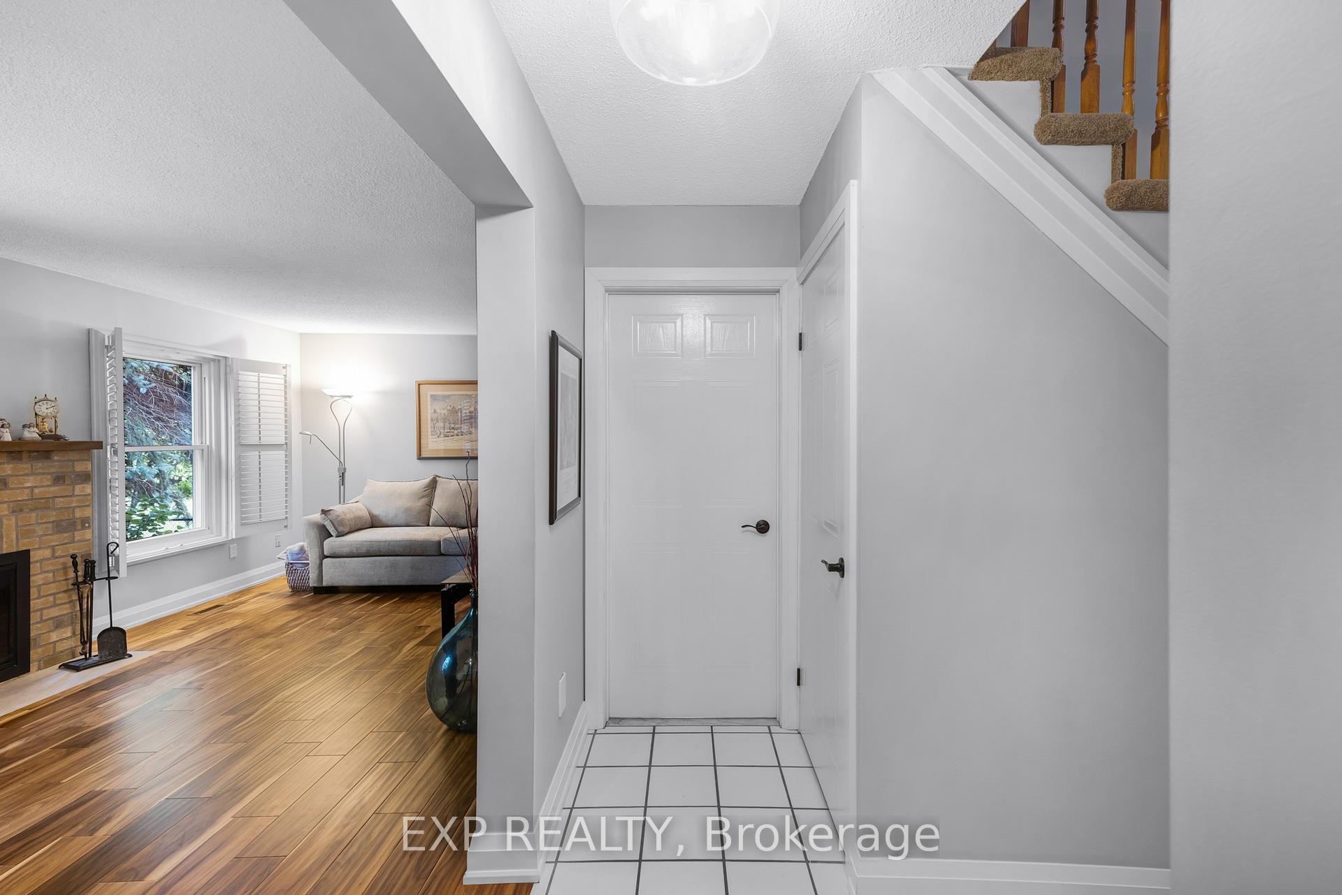 Photo 20 of 308 John Bowser Crescent, Newmarket, Glenway Estates — HOMEH