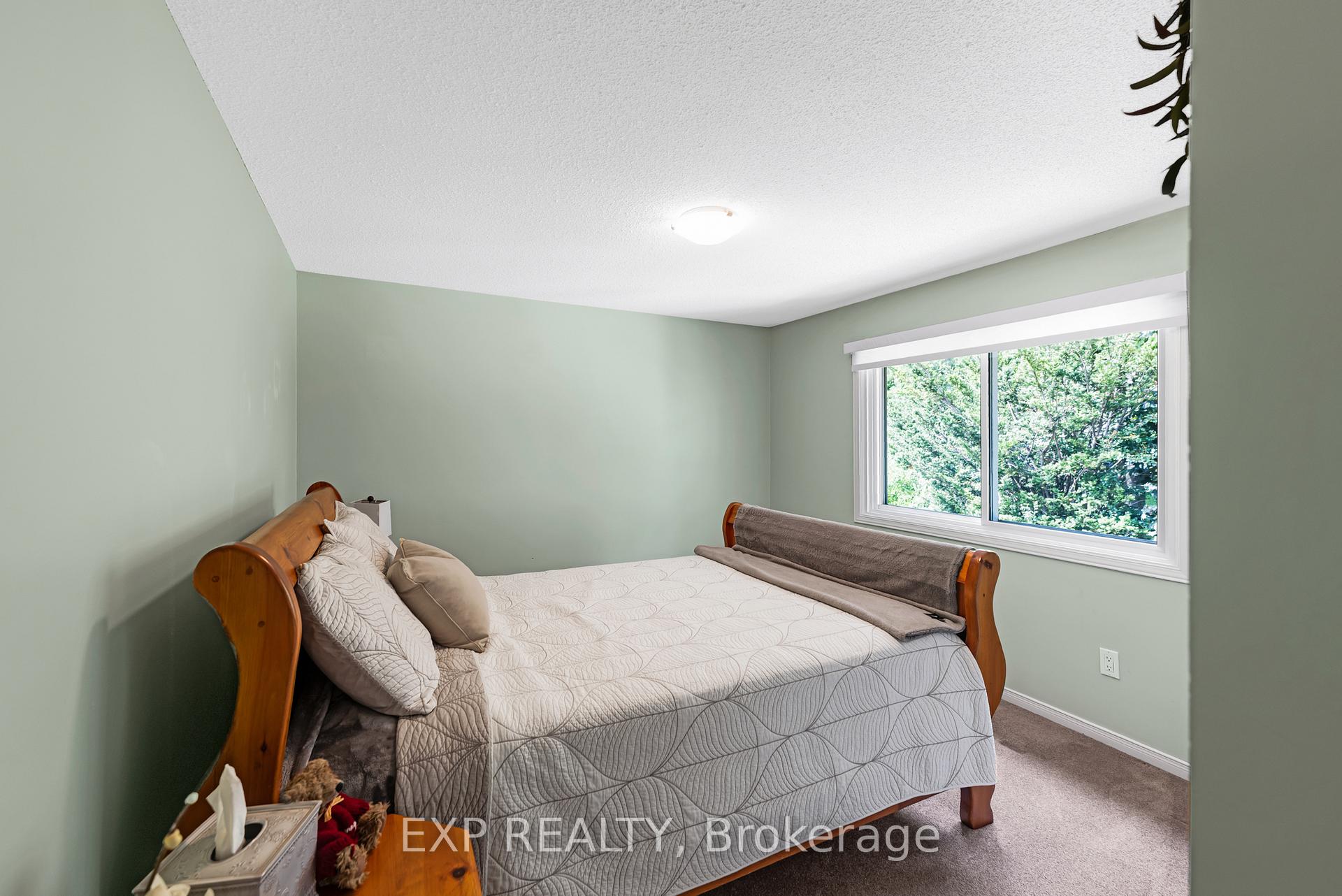 Photo 29 of 308 John Bowser Crescent, Newmarket, Glenway Estates — HOMEH