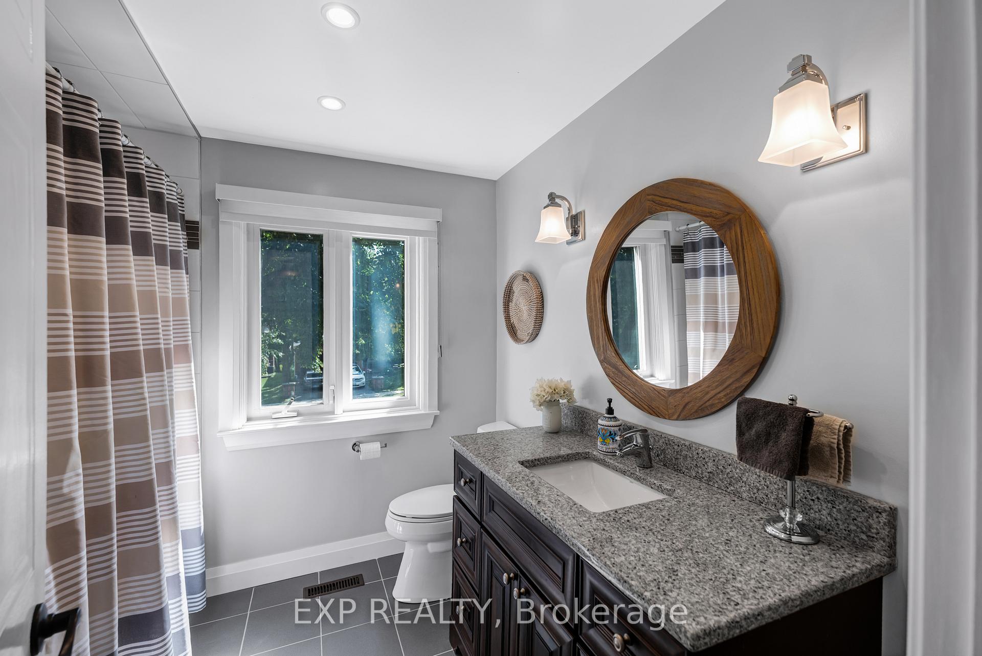 Photo 31 of 308 John Bowser Crescent, Newmarket, Glenway Estates — HOMEH